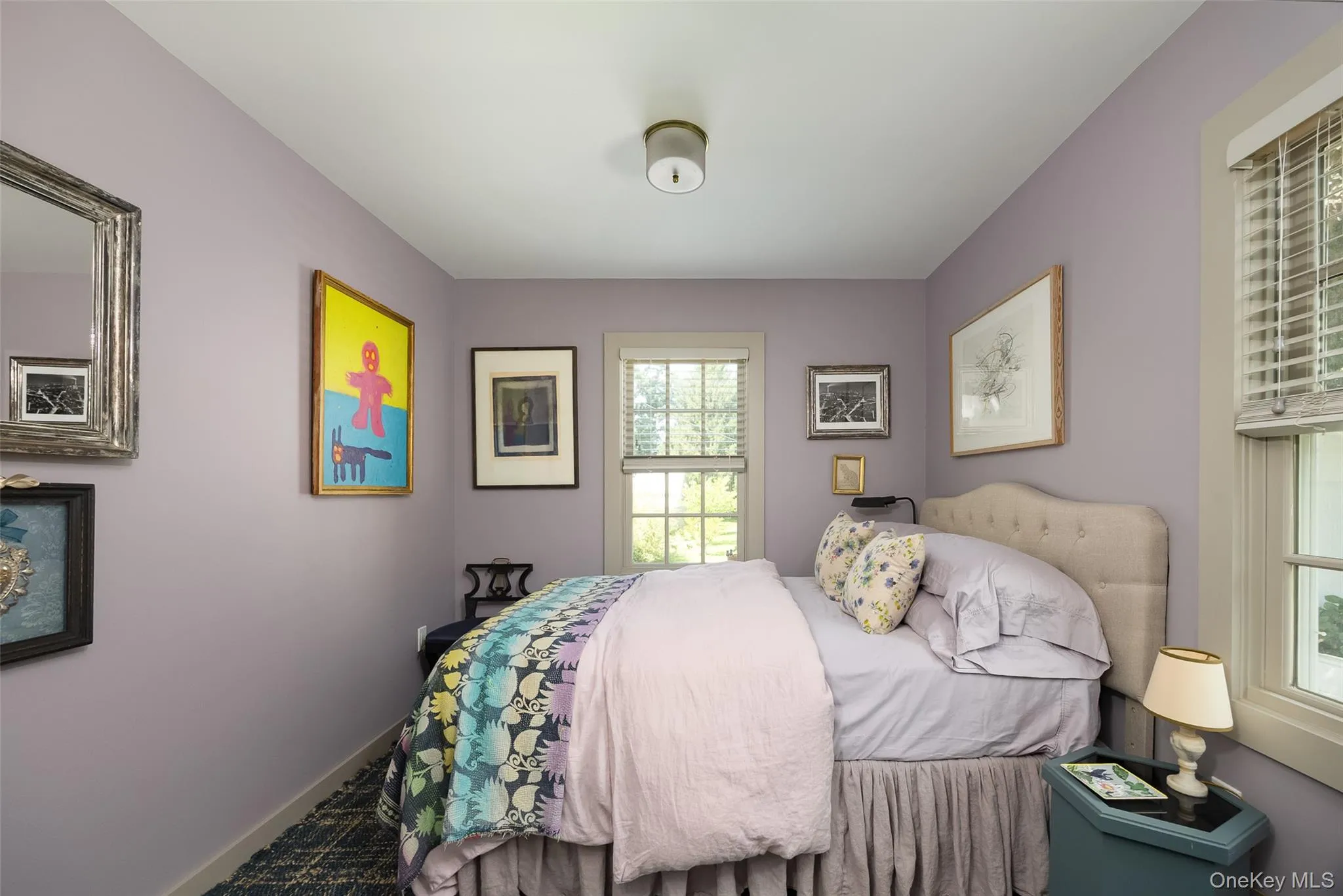 Secondary bedroom. Secondary bedroom.