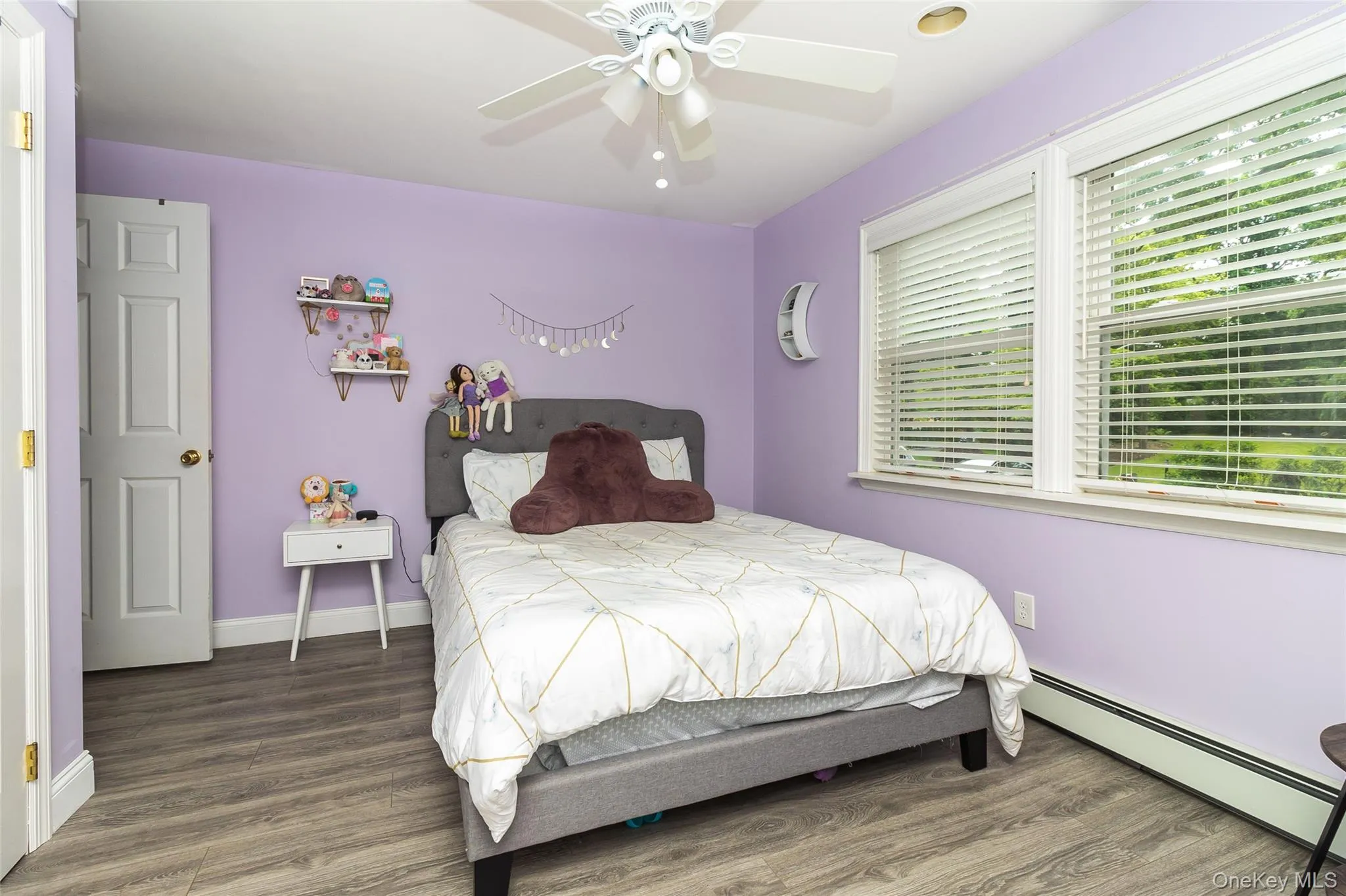 36 Kew Drive, Brookhaven, NY, 4 Bedrooms Bedrooms, 7 Rooms Rooms,2 BathroomsBathrooms,Residential,For Rent,Kew,0,1041574 36 Kew Drive, Brookhaven, NY, 4 Bedrooms Bedrooms, 7 Rooms Rooms,2 BathroomsBathrooms,Residential,For Rent,Kew,0,1041574