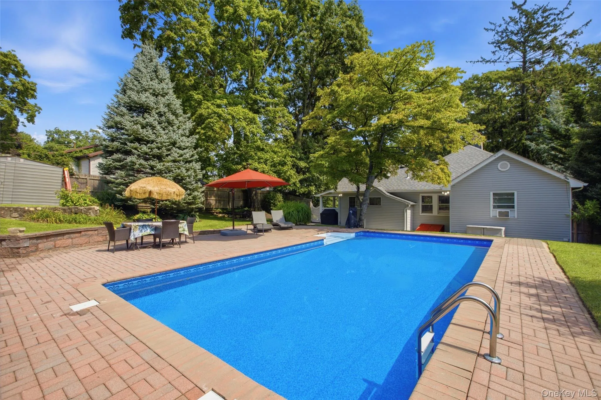 36 Kew Drive, Brookhaven, NY, 4 Bedrooms Bedrooms, 7 Rooms Rooms,2 BathroomsBathrooms,Residential,For Rent,Kew,0,1041574 36 Kew Drive, Brookhaven, NY, 4 Bedrooms Bedrooms, 7 Rooms Rooms,2 BathroomsBathrooms,Residential,For Rent,Kew,0,1041574