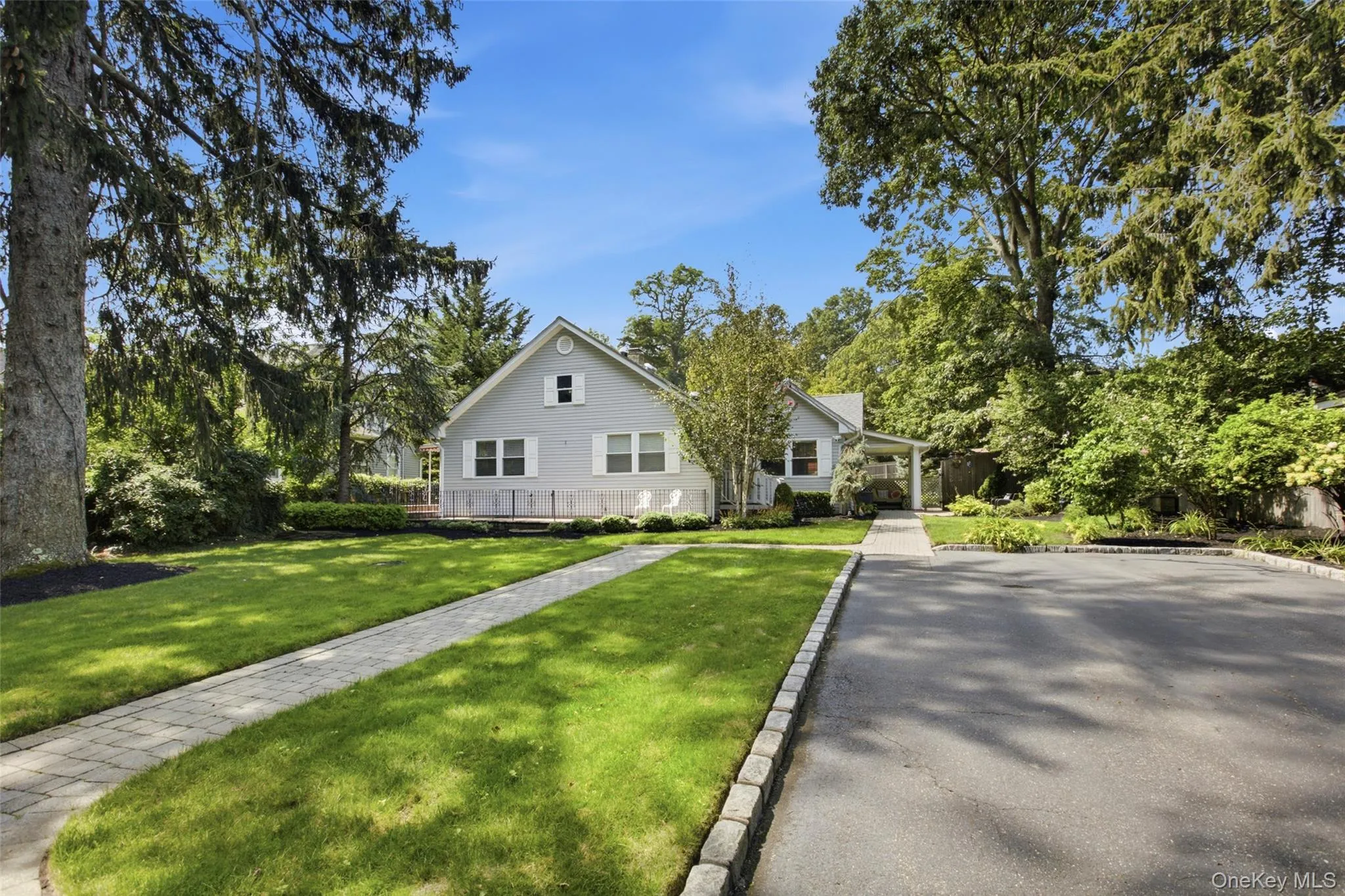 36 Kew Drive, Brookhaven, NY, 4 Bedrooms Bedrooms, 7 Rooms Rooms,2 BathroomsBathrooms,Residential,For Rent,Kew,0,1041574 36 Kew Drive, Brookhaven, NY, 4 Bedrooms Bedrooms, 7 Rooms Rooms,2 BathroomsBathrooms,Residential,For Rent,Kew,0,1041574