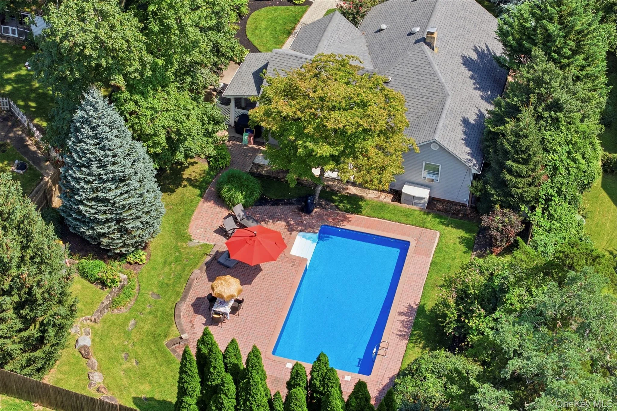 36 Kew Drive, Brookhaven, NY, 4 Bedrooms Bedrooms, 7 Rooms Rooms,2 BathroomsBathrooms,Residential,For Rent,Kew,0,1041574 36 Kew Drive, Brookhaven, NY, 4 Bedrooms Bedrooms, 7 Rooms Rooms,2 BathroomsBathrooms,Residential,For Rent,Kew,0,1041574