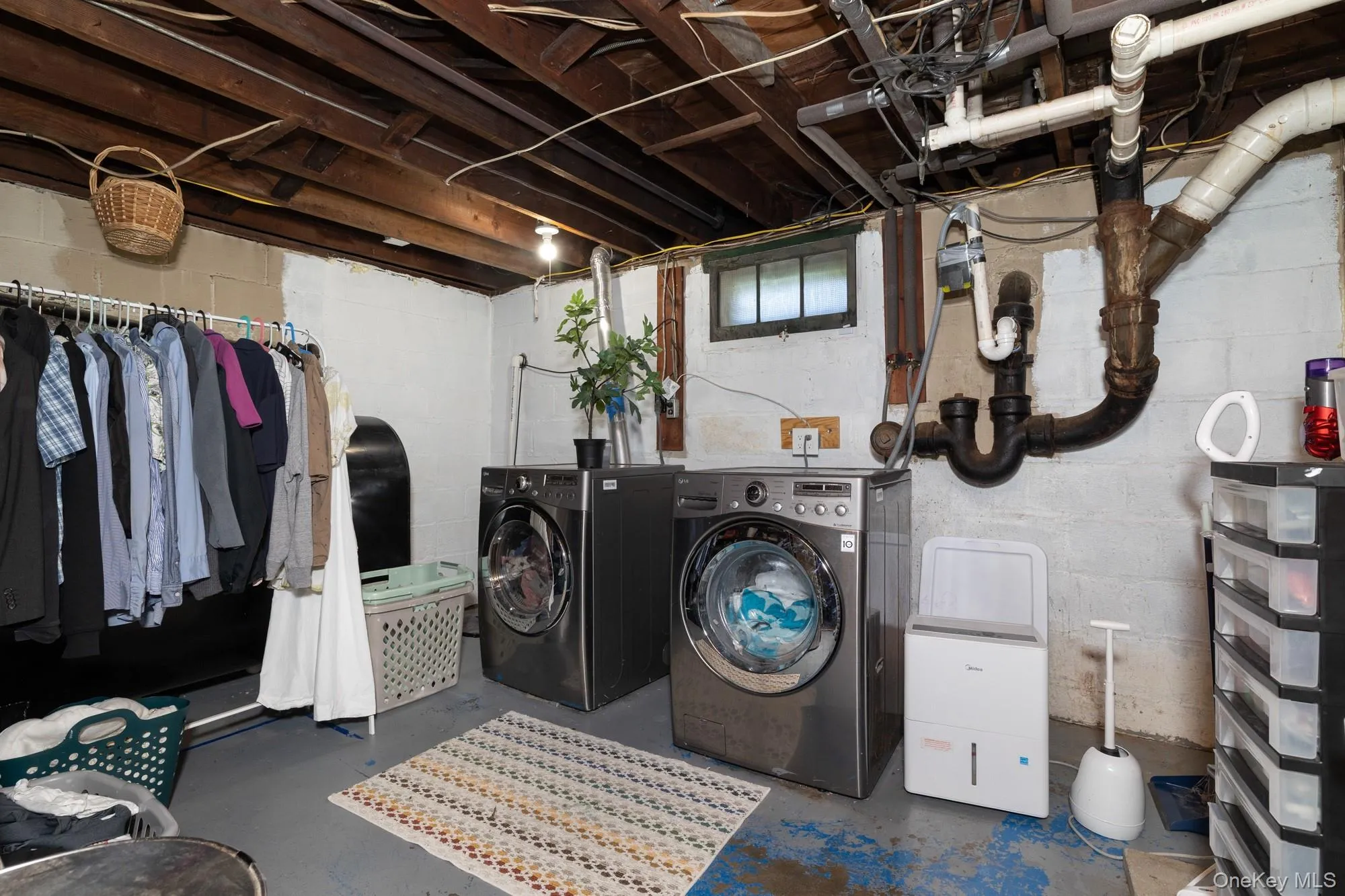 12 Ingersoll Street, Huntington, NY, 3 Bedrooms Bedrooms, 9 Rooms Rooms,1 BathroomBathrooms,Residential Lease,For Rent,Ingersoll,0,1041575 12 Ingersoll Street, Huntington, NY, 3 Bedrooms Bedrooms, 9 Rooms Rooms,1 BathroomBathrooms,Residential Lease,For Rent,Ingersoll,0,1041575