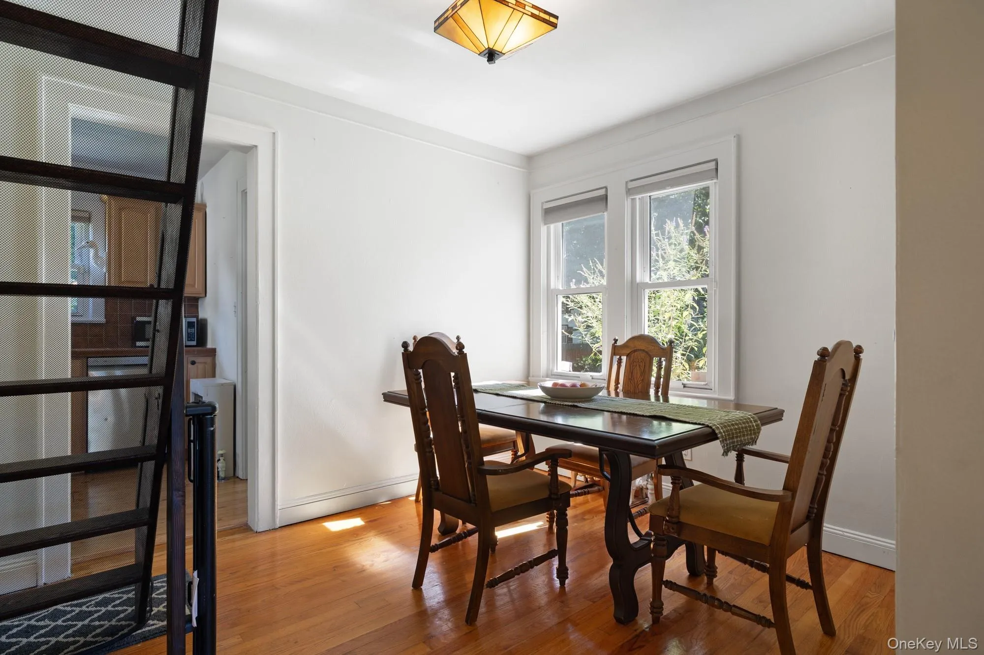 12 Ingersoll Street, Huntington, NY, 3 Bedrooms Bedrooms, 9 Rooms Rooms,1 BathroomBathrooms,Residential Lease,For Rent,Ingersoll,0,1041575 12 Ingersoll Street, Huntington, NY, 3 Bedrooms Bedrooms, 9 Rooms Rooms,1 BathroomBathrooms,Residential Lease,For Rent,Ingersoll,0,1041575