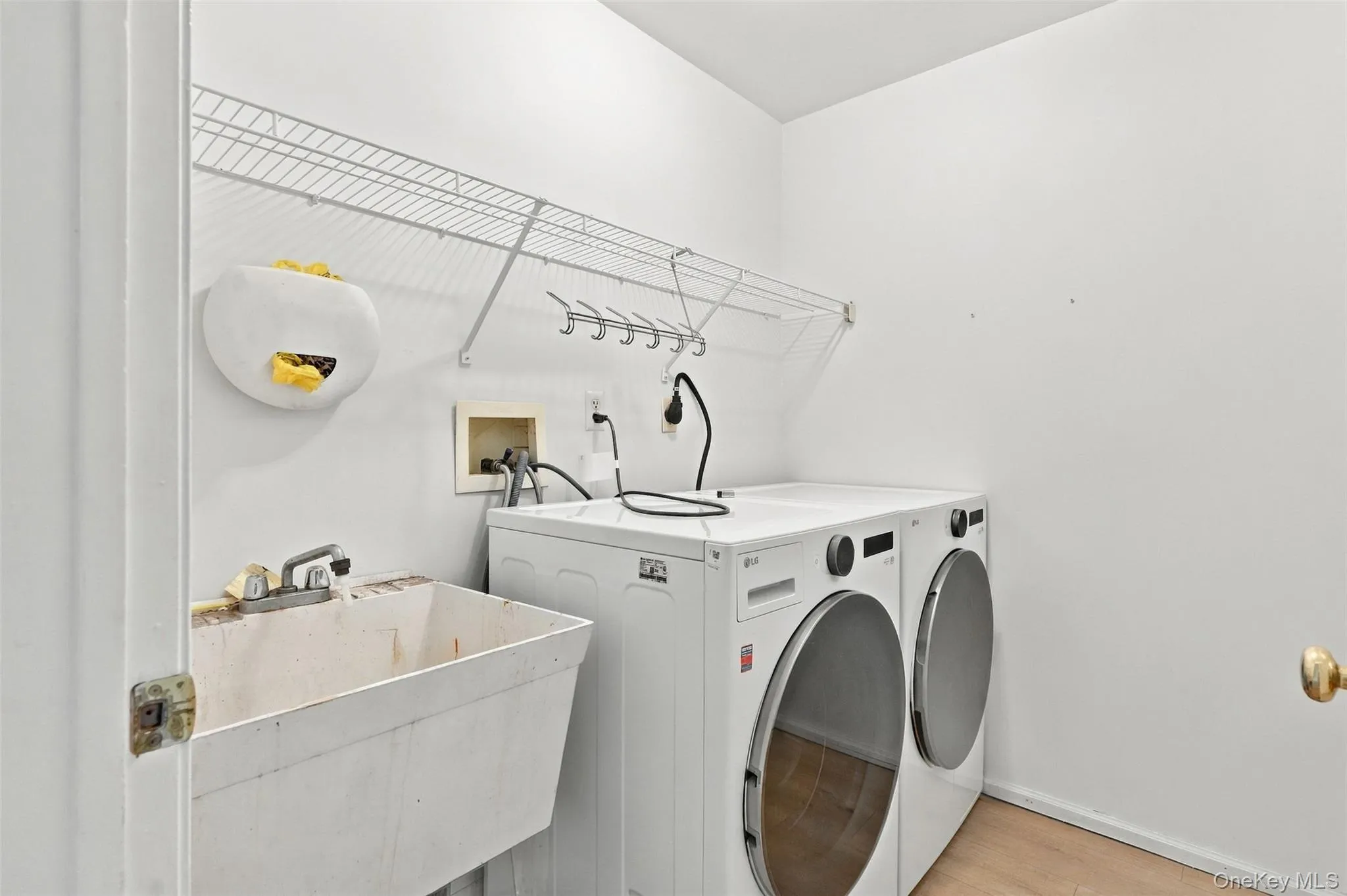 16 Cambridge Circle, Monroe, NY, 4 Bedrooms Bedrooms, 10 Rooms Rooms,2 BathroomsBathrooms,Residential,For Rent,Cambridge,0,1041577 16 Cambridge Circle, Monroe, NY, 4 Bedrooms Bedrooms, 10 Rooms Rooms,2 BathroomsBathrooms,Residential,For Rent,Cambridge,0,1041577