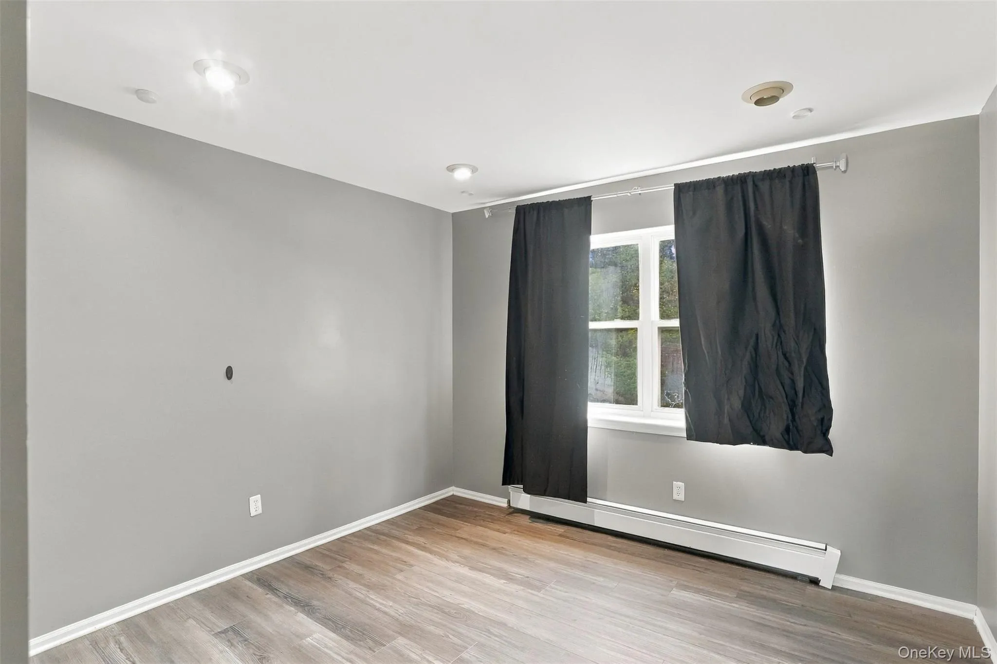 16 Cambridge Circle, Monroe, NY, 4 Bedrooms Bedrooms, 10 Rooms Rooms,2 BathroomsBathrooms,Residential,For Rent,Cambridge,0,1041577 16 Cambridge Circle, Monroe, NY, 4 Bedrooms Bedrooms, 10 Rooms Rooms,2 BathroomsBathrooms,Residential,For Rent,Cambridge,0,1041577