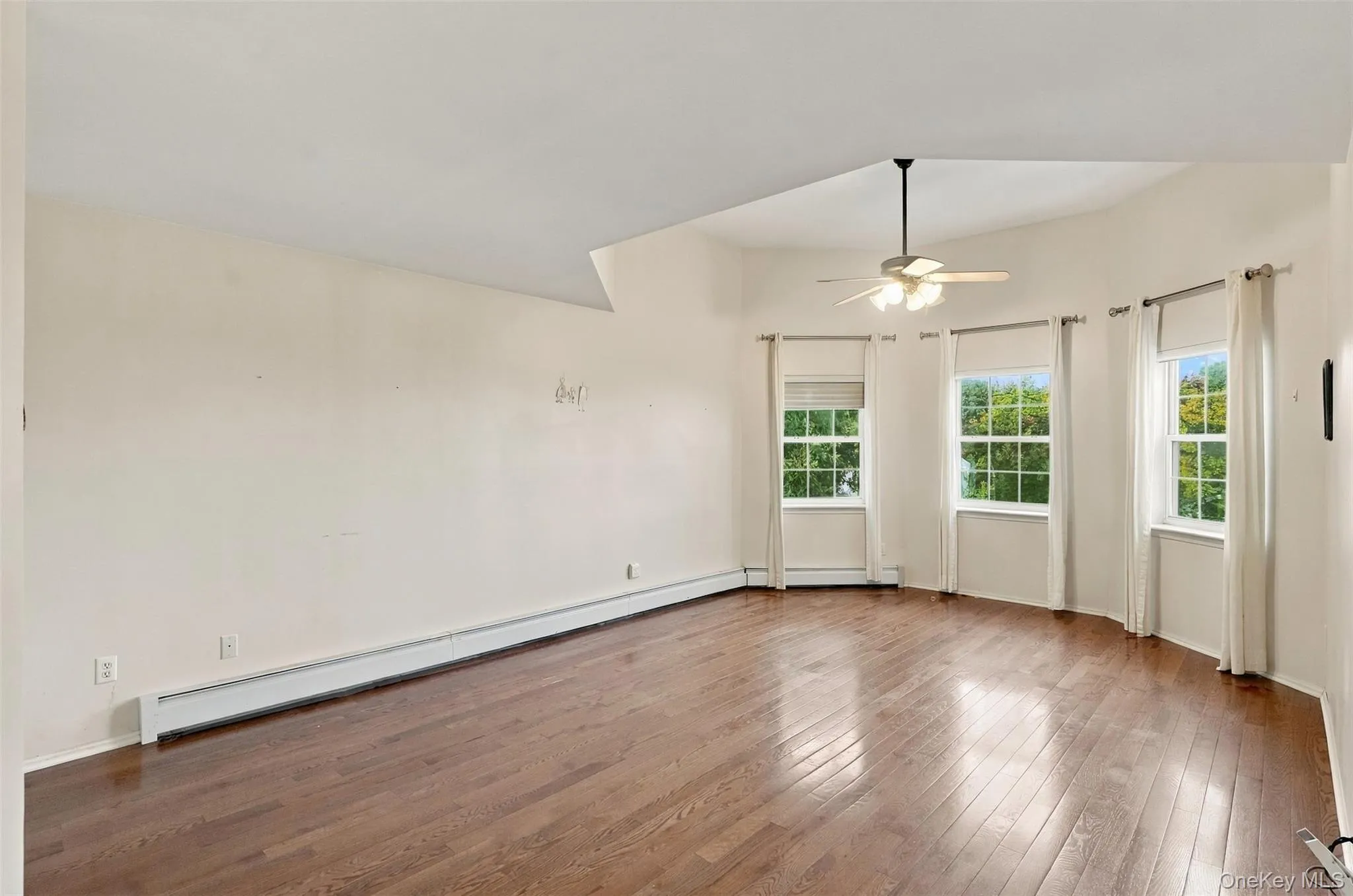 16 Cambridge Circle, Monroe, NY, 4 Bedrooms Bedrooms, 10 Rooms Rooms,2 BathroomsBathrooms,Residential,For Rent,Cambridge,0,1041577 16 Cambridge Circle, Monroe, NY, 4 Bedrooms Bedrooms, 10 Rooms Rooms,2 BathroomsBathrooms,Residential,For Rent,Cambridge,0,1041577