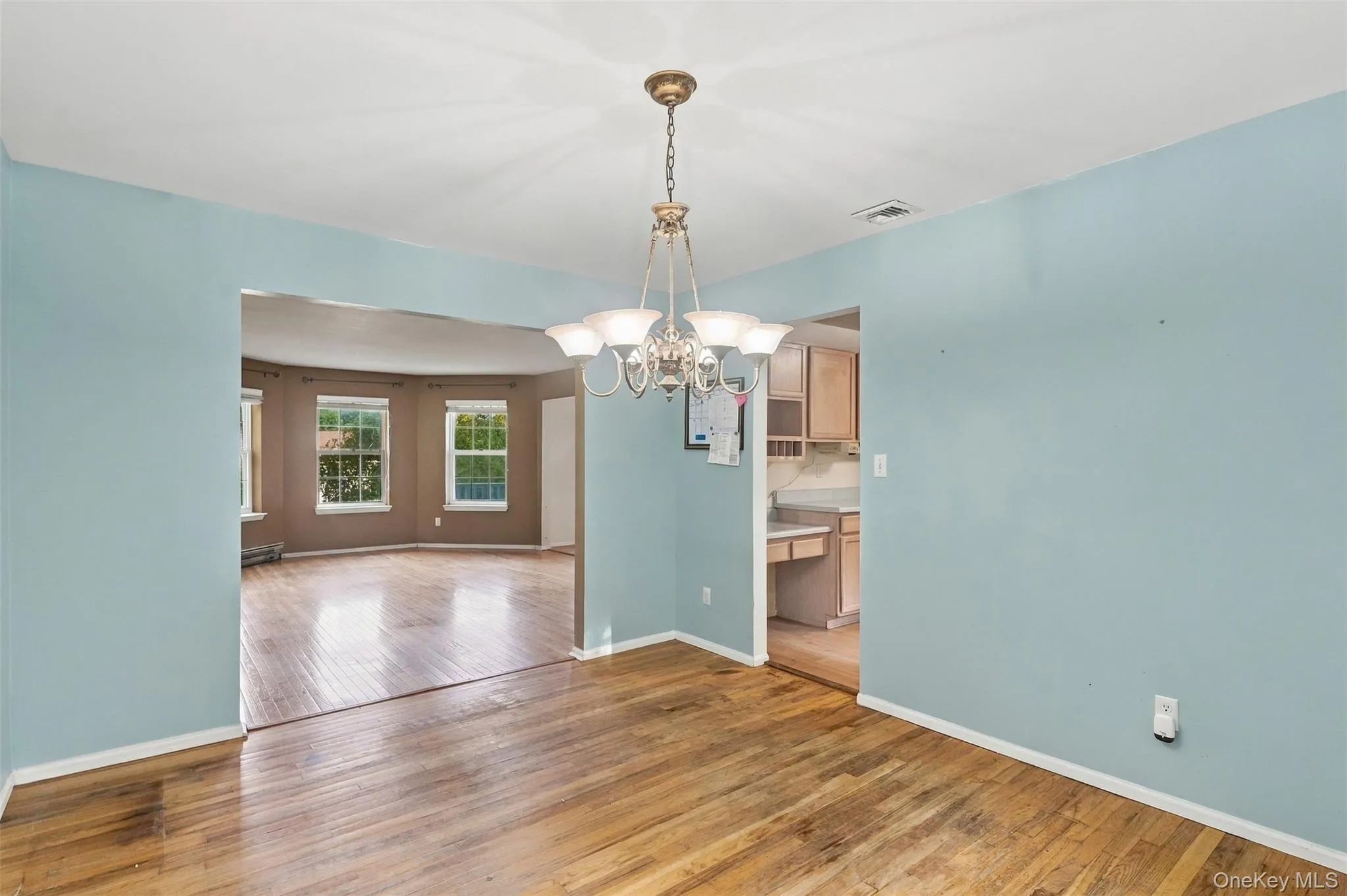 16 Cambridge Circle, Monroe, NY, 4 Bedrooms Bedrooms, 10 Rooms Rooms,2 BathroomsBathrooms,Residential,For Rent,Cambridge,0,1041577 16 Cambridge Circle, Monroe, NY, 4 Bedrooms Bedrooms, 10 Rooms Rooms,2 BathroomsBathrooms,Residential,For Rent,Cambridge,0,1041577