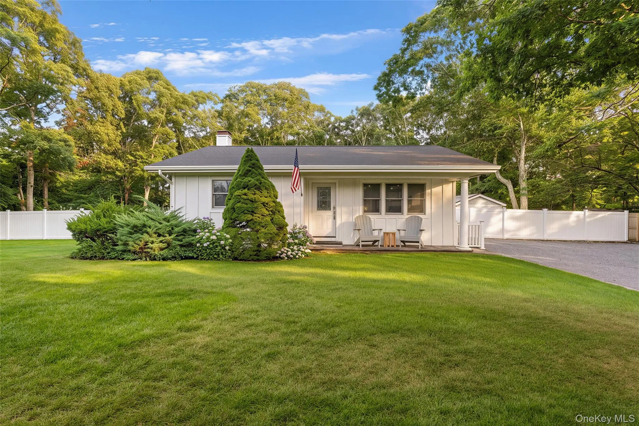 81 Country Road, Southampton, NY, 3 Bedrooms Bedrooms, 7 Rooms Rooms,3 BathroomsBathrooms,Residential,For Rent,Country,0,1041578 81 Country Road, Southampton, NY, 3 Bedrooms Bedrooms, 7 Rooms Rooms,3 BathroomsBathrooms,Residential,For Rent,Country,0,1041578