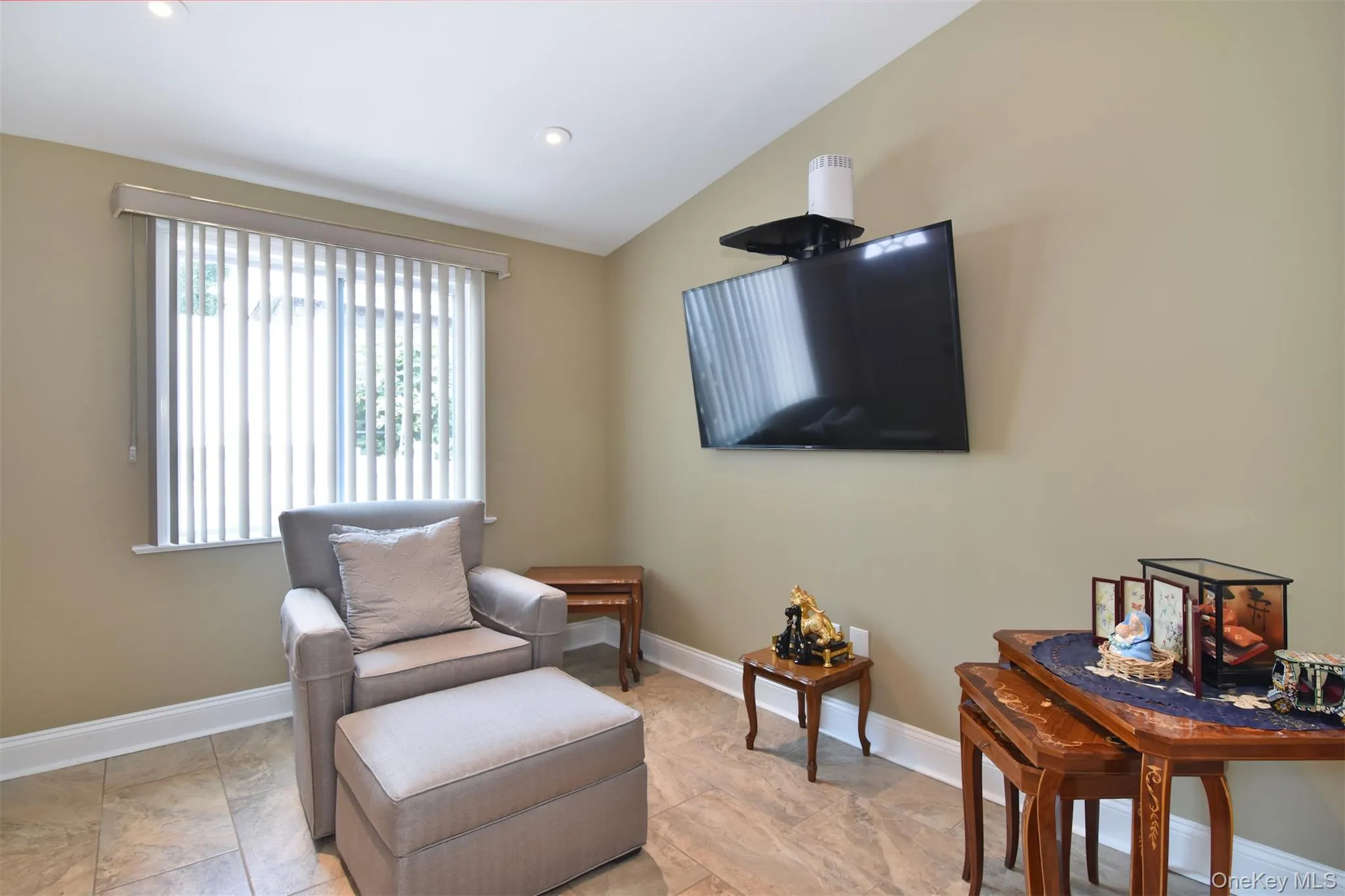 2533 Tenbroeck Avenue, New York, NY, 3 Bedrooms Bedrooms, 10 Rooms Rooms,2 BathroomsBathrooms,Residential,For Rent,Tenbroeck,0,1041579 2533 Tenbroeck Avenue, New York, NY, 3 Bedrooms Bedrooms, 10 Rooms Rooms,2 BathroomsBathrooms,Residential,For Rent,Tenbroeck,0,1041579