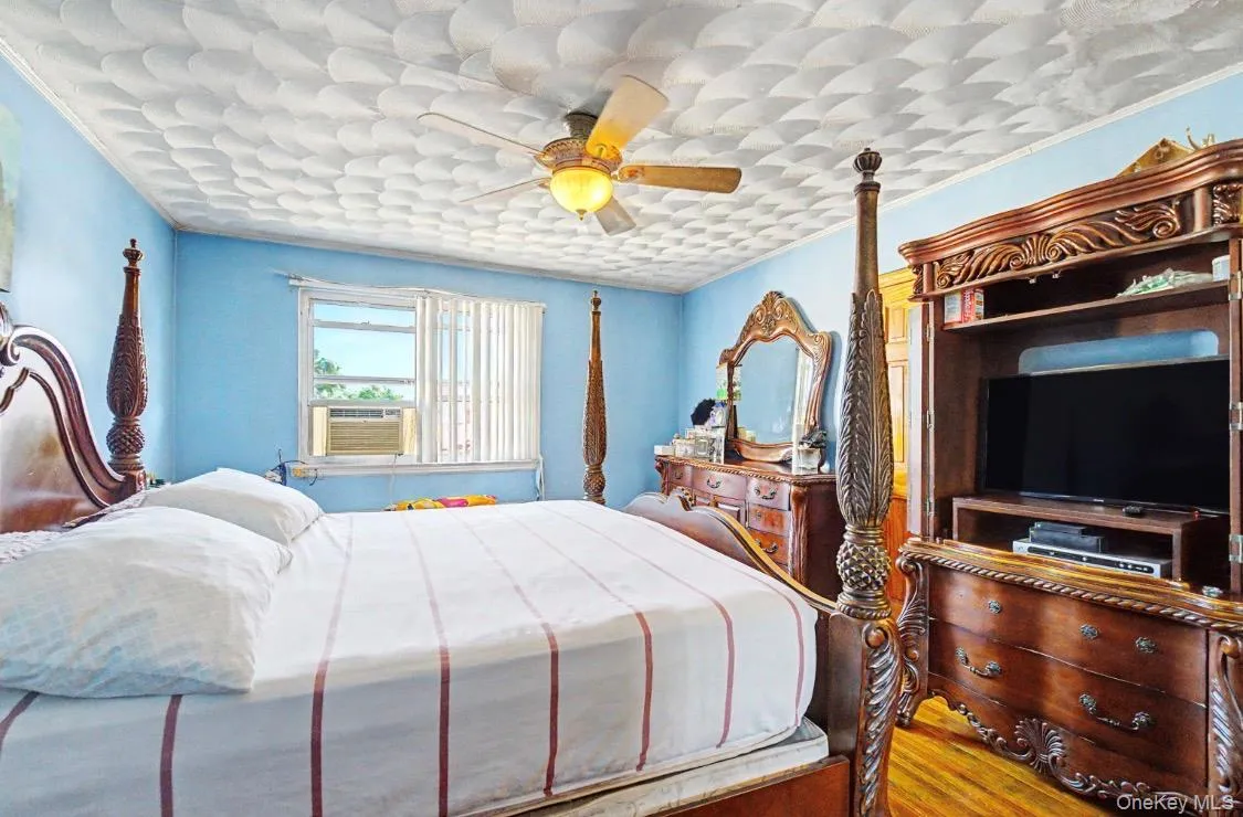 4315 Avenue J, New York, NY, 4 Bedrooms Bedrooms, 9 Rooms Rooms,3 BathroomsBathrooms,Residential,For Rent,Avenue J,0,1041581 4315 Avenue J, New York, NY, 4 Bedrooms Bedrooms, 9 Rooms Rooms,3 BathroomsBathrooms,Residential,For Rent,Avenue J,0,1041581