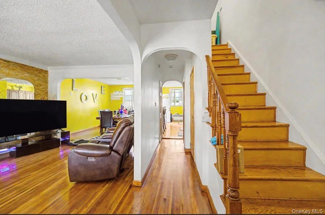 4315 Avenue J, New York, NY, 4 Bedrooms Bedrooms, 9 Rooms Rooms,3 BathroomsBathrooms,Residential,For Rent,Avenue J,0,1041581 4315 Avenue J, New York, NY, 4 Bedrooms Bedrooms, 9 Rooms Rooms,3 BathroomsBathrooms,Residential,For Rent,Avenue J,0,1041581
