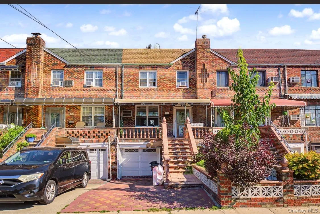 4315 Avenue J, New York, NY, 4 Bedrooms Bedrooms, 9 Rooms Rooms,3 BathroomsBathrooms,Residential,For Rent,Avenue J,0,1041581 4315 Avenue J, New York, NY, 4 Bedrooms Bedrooms, 9 Rooms Rooms,3 BathroomsBathrooms,Residential,For Rent,Avenue J,0,1041581