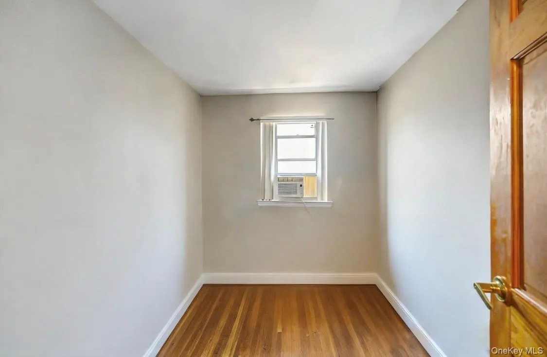 4315 Avenue J, New York, NY, 4 Bedrooms Bedrooms, 9 Rooms Rooms,3 BathroomsBathrooms,Residential,For Rent,Avenue J,0,1041581 4315 Avenue J, New York, NY, 4 Bedrooms Bedrooms, 9 Rooms Rooms,3 BathroomsBathrooms,Residential,For Rent,Avenue J,0,1041581