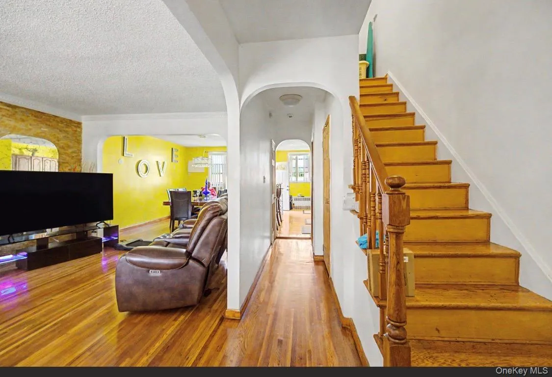 4315 Avenue J, New York, NY, 4 Bedrooms Bedrooms, 9 Rooms Rooms,3 BathroomsBathrooms,Residential,For Rent,Avenue J,0,1041581 4315 Avenue J, New York, NY, 4 Bedrooms Bedrooms, 9 Rooms Rooms,3 BathroomsBathrooms,Residential,For Rent,Avenue J,0,1041581