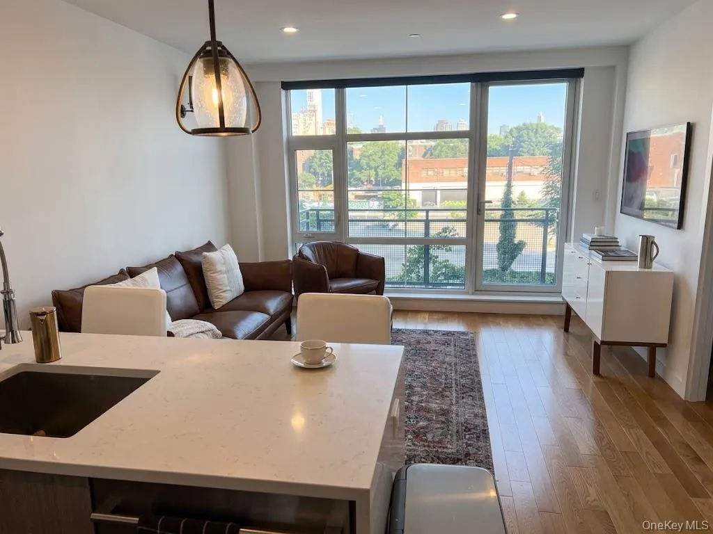 4121 23rd Street, New York, NY, 1 Bedroom Bedrooms, 3 Rooms Rooms,1 BathroomBathrooms,Residential Lease,For Rent,23rd,0,1041583 4121 23rd Street, New York, NY, 1 Bedroom Bedrooms, 3 Rooms Rooms,1 BathroomBathrooms,Residential Lease,For Rent,23rd,0,1041583
