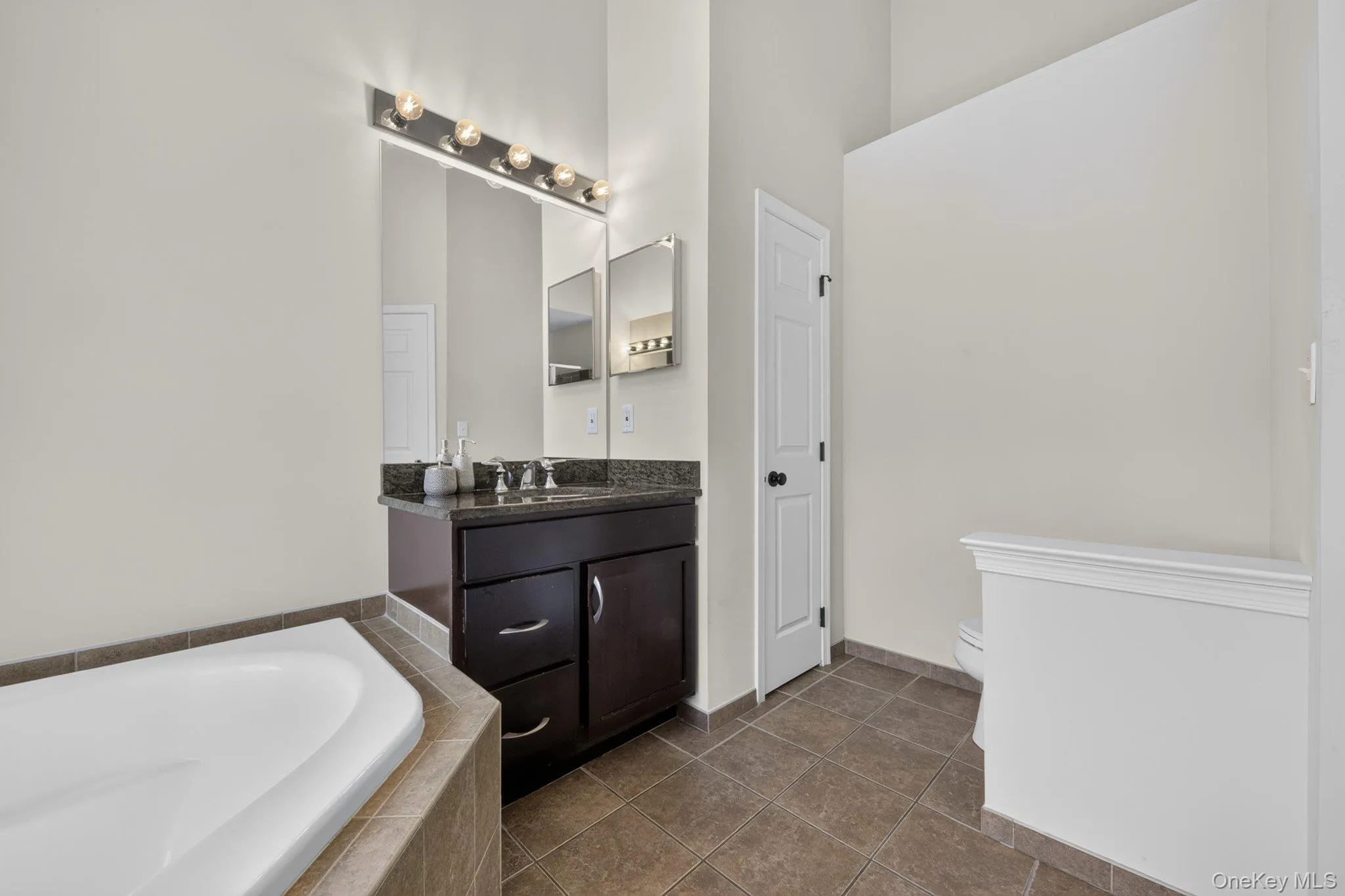 10 Doolin Court, Wappinger, NY, 4 Bedrooms Bedrooms, 12 Rooms Rooms,2 BathroomsBathrooms,Residential,For Rent,Doolin,0,1041584 10 Doolin Court, Wappinger, NY, 4 Bedrooms Bedrooms, 12 Rooms Rooms,2 BathroomsBathrooms,Residential,For Rent,Doolin,0,1041584