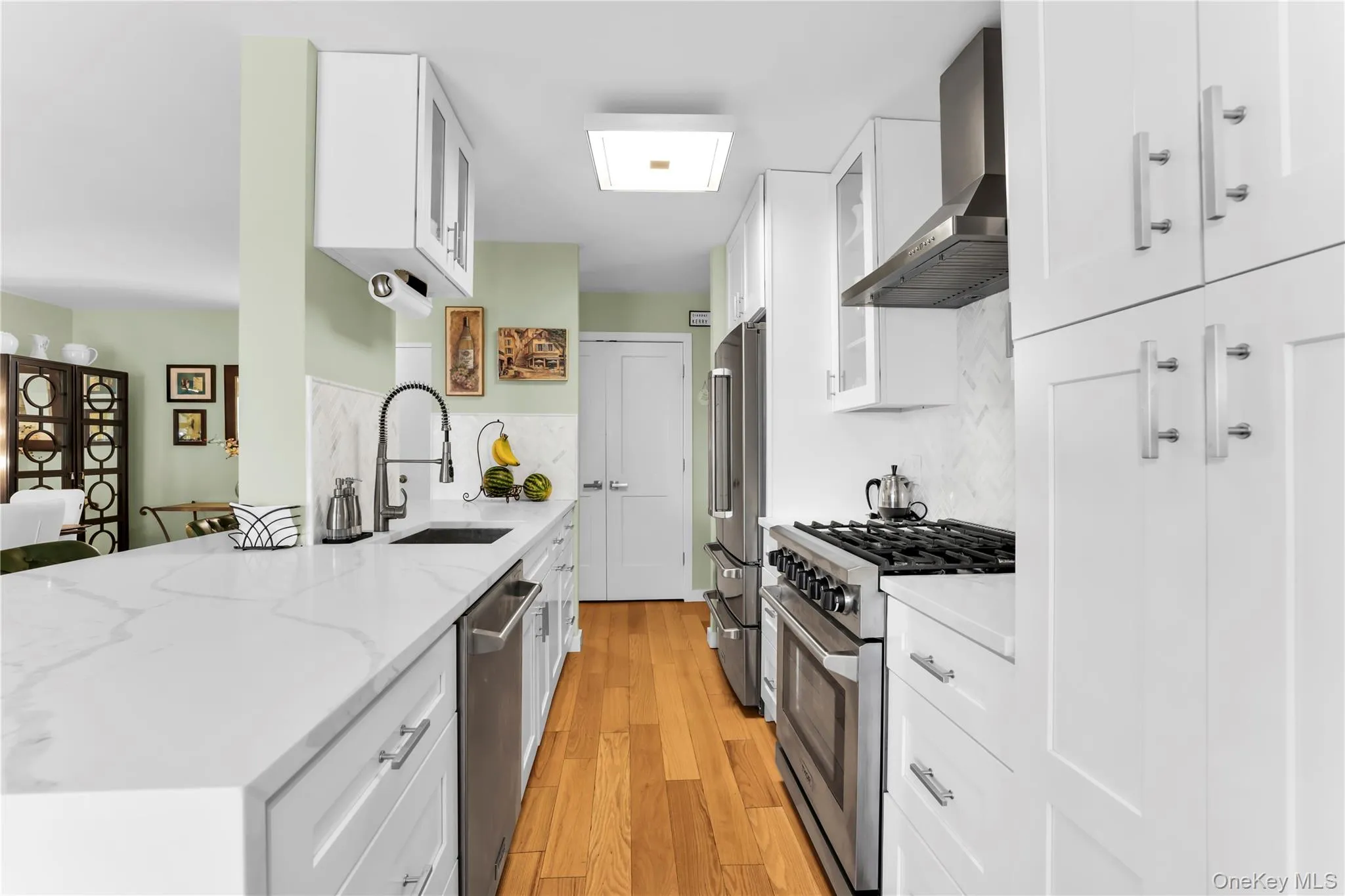 1085 Warburton, Yonkers, NY, 1 Bedroom Bedrooms, 3 Rooms Rooms,1 BathroomBathrooms,Residential,For Rent,Warburton,0,1041587 1085 Warburton, Yonkers, NY, 1 Bedroom Bedrooms, 3 Rooms Rooms,1 BathroomBathrooms,Residential,For Rent,Warburton,0,1041587