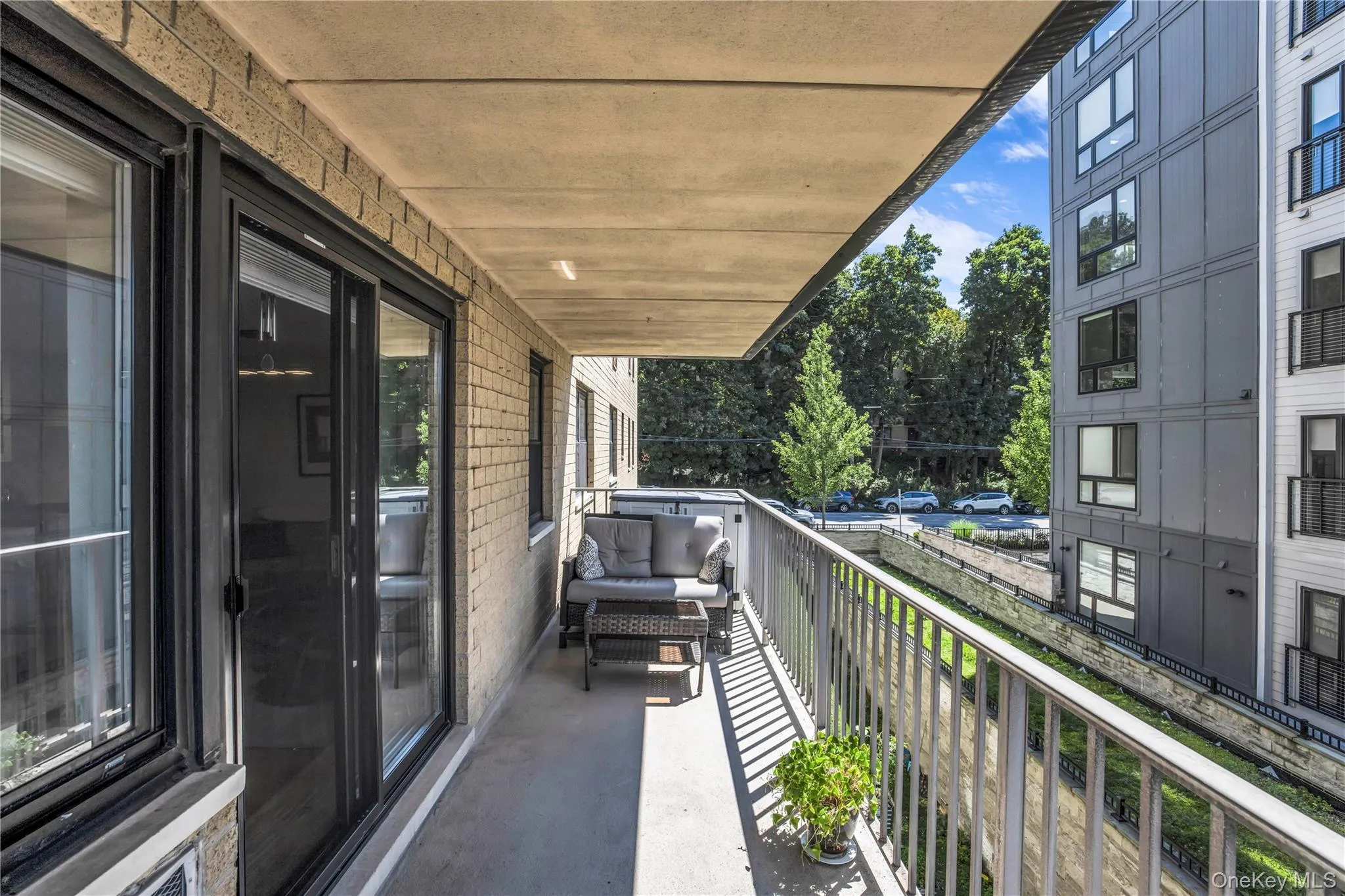 1085 Warburton, Yonkers, NY, 1 Bedroom Bedrooms, 3 Rooms Rooms,1 BathroomBathrooms,Residential,For Rent,Warburton,0,1041587 1085 Warburton, Yonkers, NY, 1 Bedroom Bedrooms, 3 Rooms Rooms,1 BathroomBathrooms,Residential,For Rent,Warburton,0,1041587