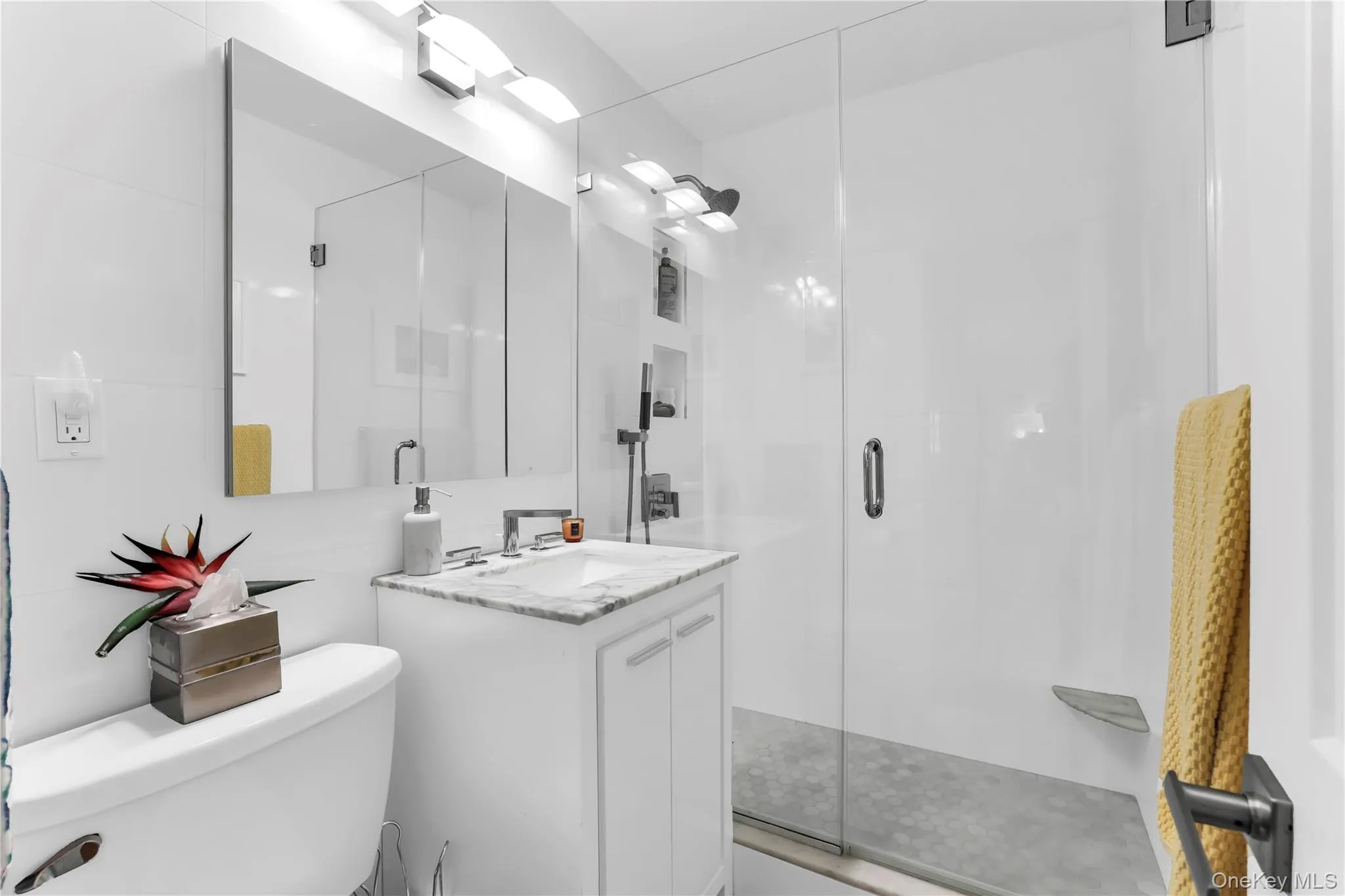 1085 Warburton, Yonkers, NY, 1 Bedroom Bedrooms, 3 Rooms Rooms,1 BathroomBathrooms,Residential,For Rent,Warburton,0,1041587 1085 Warburton, Yonkers, NY, 1 Bedroom Bedrooms, 3 Rooms Rooms,1 BathroomBathrooms,Residential,For Rent,Warburton,0,1041587