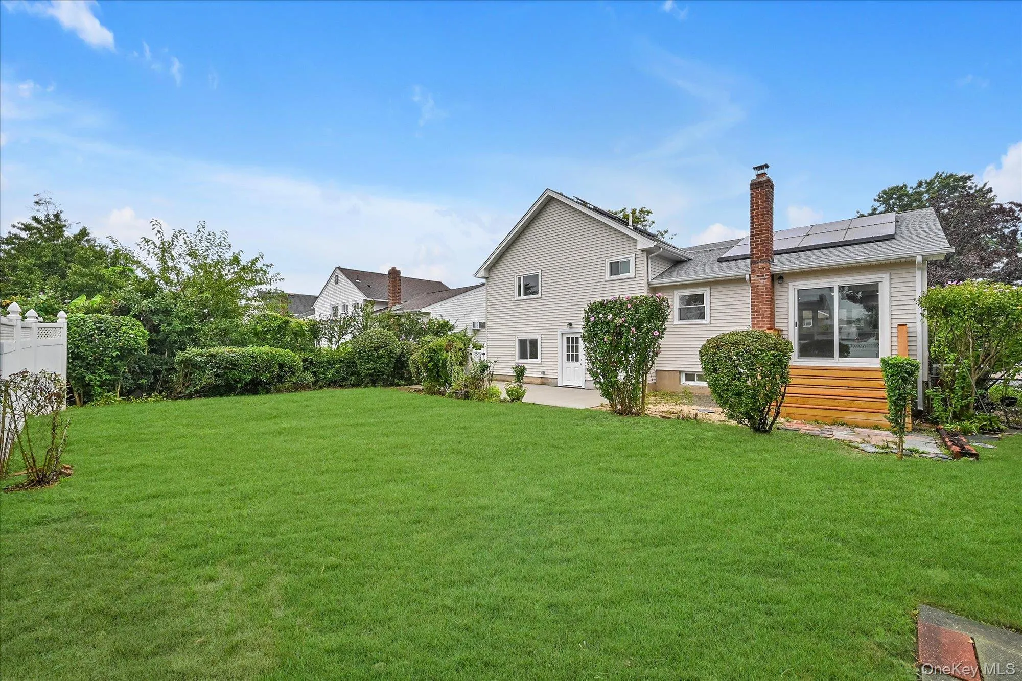 226 Vincent Drive, Hempstead, NY, 5 Bedrooms Bedrooms, 7 Rooms Rooms,2 BathroomsBathrooms,Residential,For Rent,Vincent,0,1041590 226 Vincent Drive, Hempstead, NY, 5 Bedrooms Bedrooms, 7 Rooms Rooms,2 BathroomsBathrooms,Residential,For Rent,Vincent,0,1041590