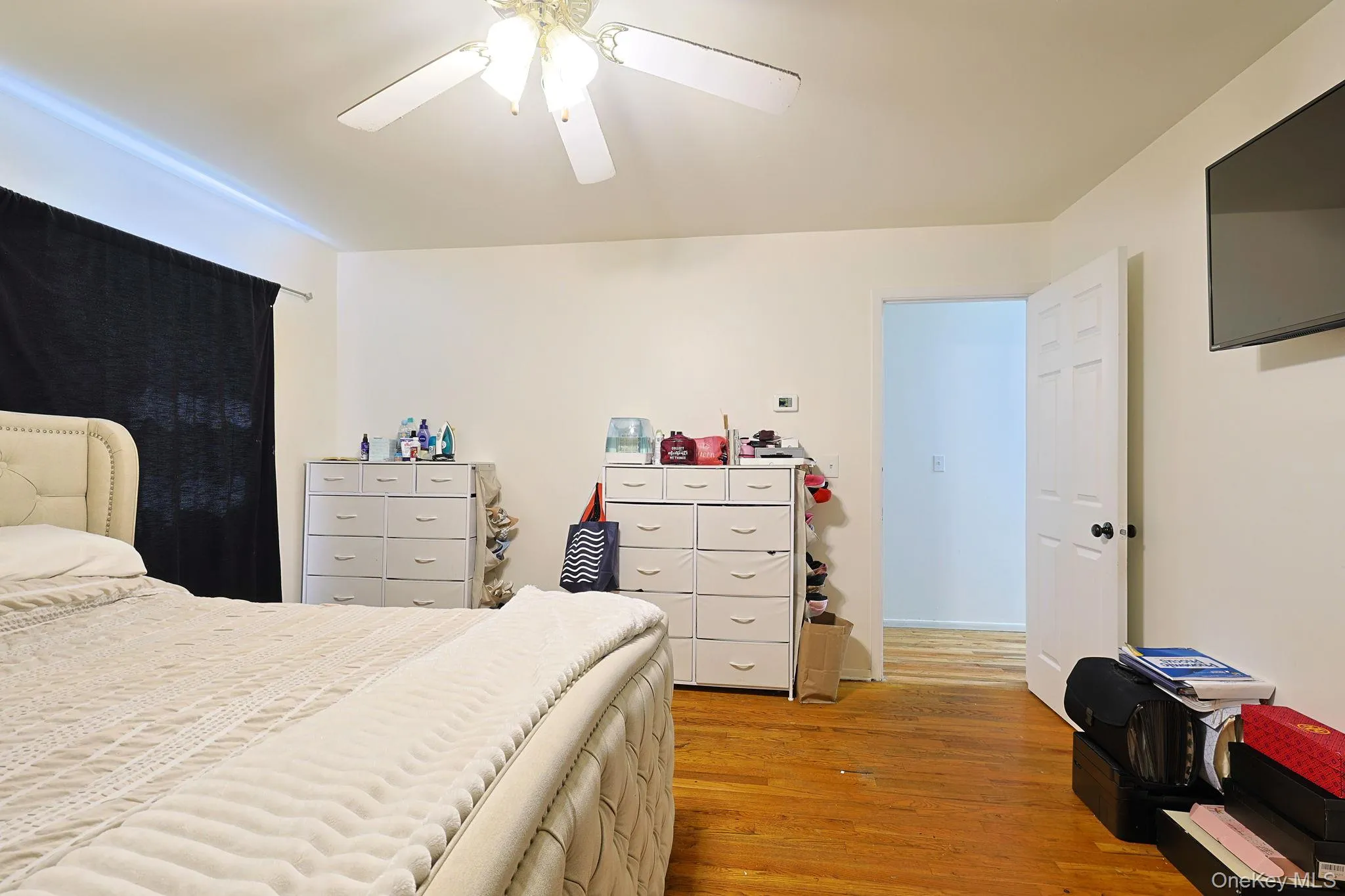 8 Pine Street, Middletown, NY, 4 Bedrooms Bedrooms, 12 Rooms Rooms,2 BathroomsBathrooms,Residential,For Rent,Pine,0,1041591 8 Pine Street, Middletown, NY, 4 Bedrooms Bedrooms, 12 Rooms Rooms,2 BathroomsBathrooms,Residential,For Rent,Pine,0,1041591