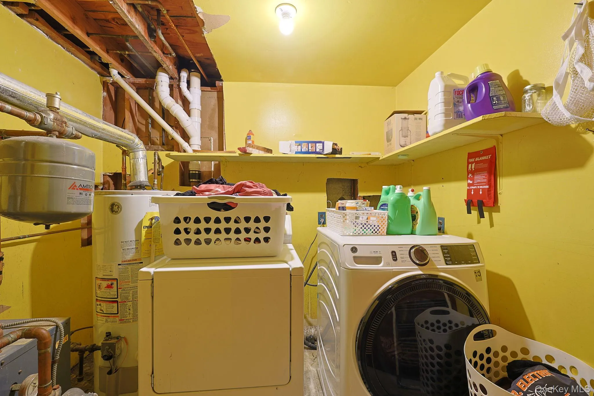 8 Pine Street, Middletown, NY, 4 Bedrooms Bedrooms, 12 Rooms Rooms,2 BathroomsBathrooms,Residential,For Rent,Pine,0,1041591 8 Pine Street, Middletown, NY, 4 Bedrooms Bedrooms, 12 Rooms Rooms,2 BathroomsBathrooms,Residential,For Rent,Pine,0,1041591