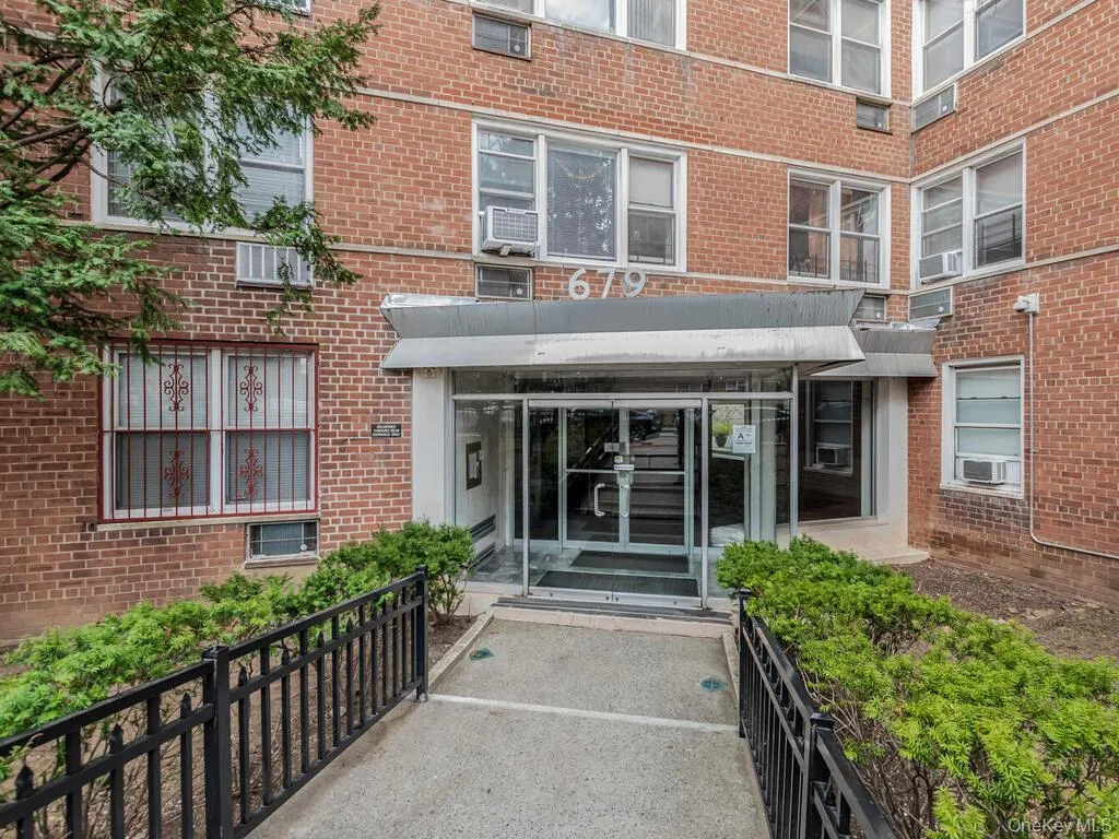 679 239th, New York, NY, 1 Bedroom Bedrooms, 4 Rooms Rooms,1 BathroomBathrooms,Residential,For Rent,239th,0,1041598 679 239th, New York, NY, 1 Bedroom Bedrooms, 4 Rooms Rooms,1 BathroomBathrooms,Residential,For Rent,239th,0,1041598