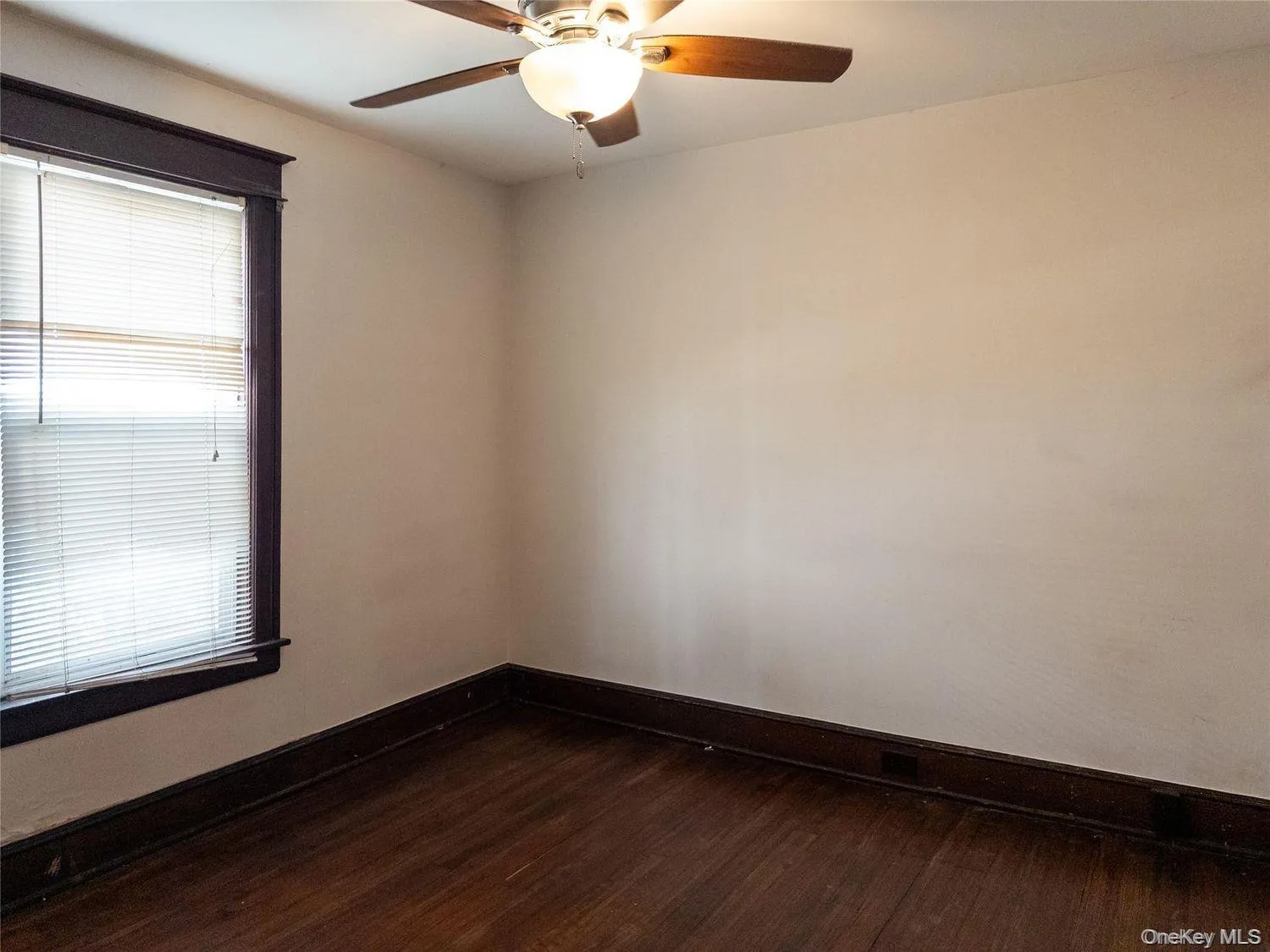 135 Washington Street, Poughkeepsie, NY, 2 Bedrooms Bedrooms, 7 Rooms Rooms,2 BathroomsBathrooms,Residential Lease,For Rent,Washington,0,1041601 135 Washington Street, Poughkeepsie, NY, 2 Bedrooms Bedrooms, 7 Rooms Rooms,2 BathroomsBathrooms,Residential Lease,For Rent,Washington,0,1041601