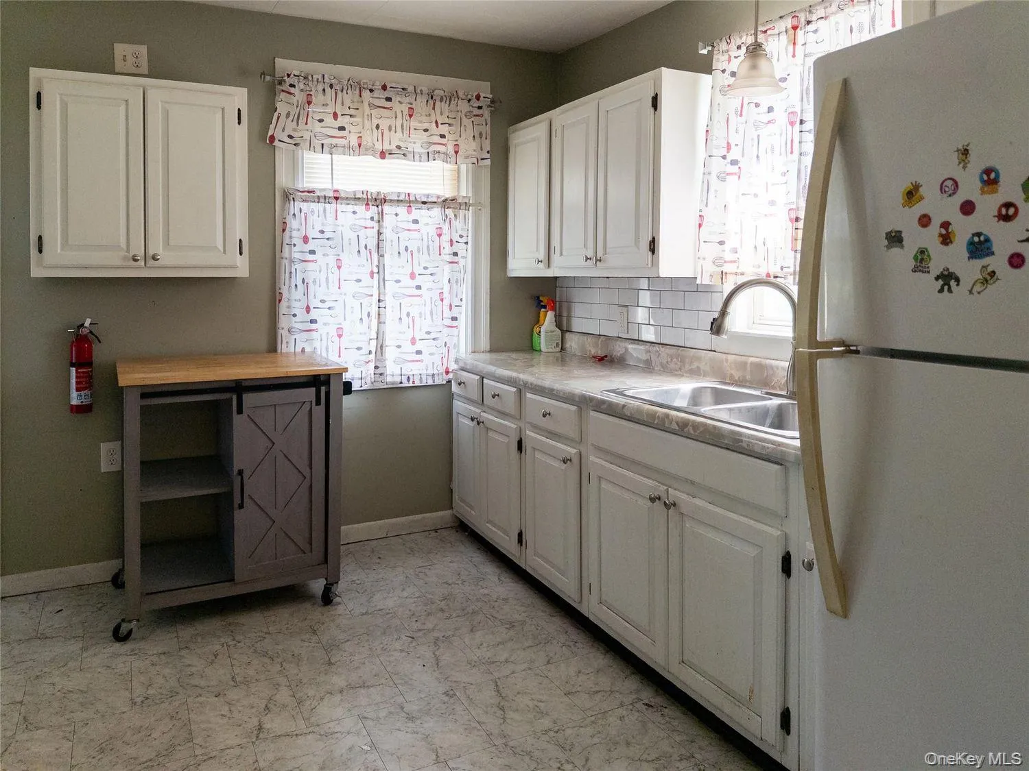 135 Washington Street, Poughkeepsie, NY, 2 Bedrooms Bedrooms, 7 Rooms Rooms,2 BathroomsBathrooms,Residential Lease,For Rent,Washington,0,1041601 135 Washington Street, Poughkeepsie, NY, 2 Bedrooms Bedrooms, 7 Rooms Rooms,2 BathroomsBathrooms,Residential Lease,For Rent,Washington,0,1041601