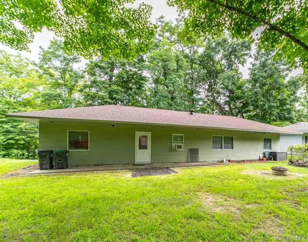 132 Red Top Road, Shawangunk, NY, 2 Bedrooms Bedrooms, 4 Rooms Rooms,1 BathroomBathrooms,Residential Lease,For Rent,Red Top,0,1041602 132 Red Top Road, Shawangunk, NY, 2 Bedrooms Bedrooms, 4 Rooms Rooms,1 BathroomBathrooms,Residential Lease,For Rent,Red Top,0,1041602