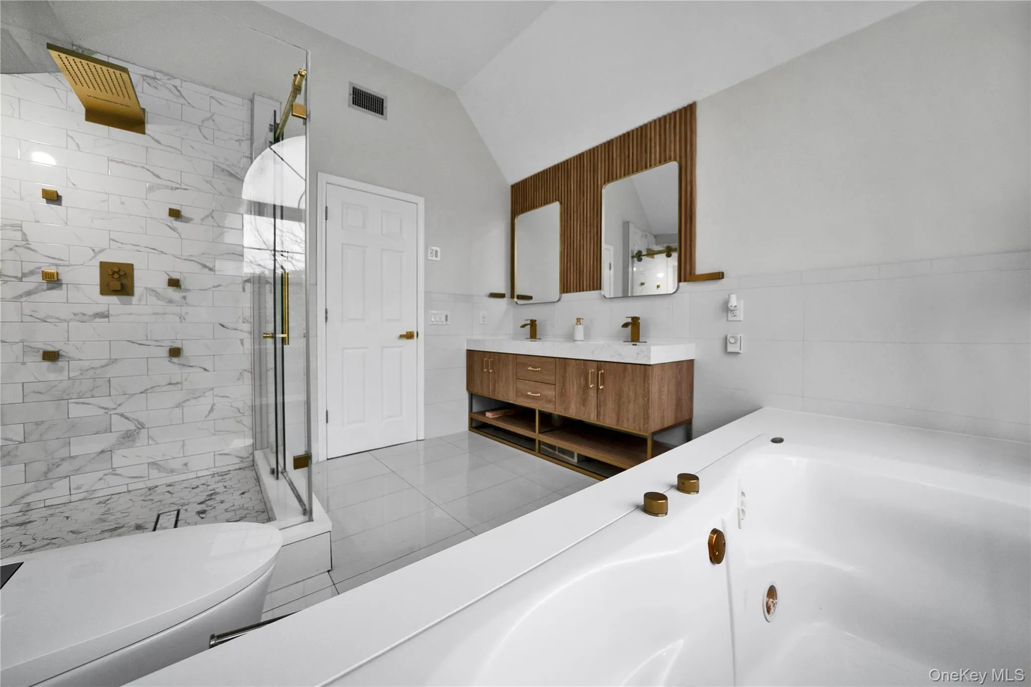 9 Gooler Court, Stony Point, NY, 5 Bedrooms Bedrooms, 10 Rooms Rooms,4 BathroomsBathrooms,Residential,For Rent,Gooler,0,1041603 9 Gooler Court, Stony Point, NY, 5 Bedrooms Bedrooms, 10 Rooms Rooms,4 BathroomsBathrooms,Residential,For Rent,Gooler,0,1041603