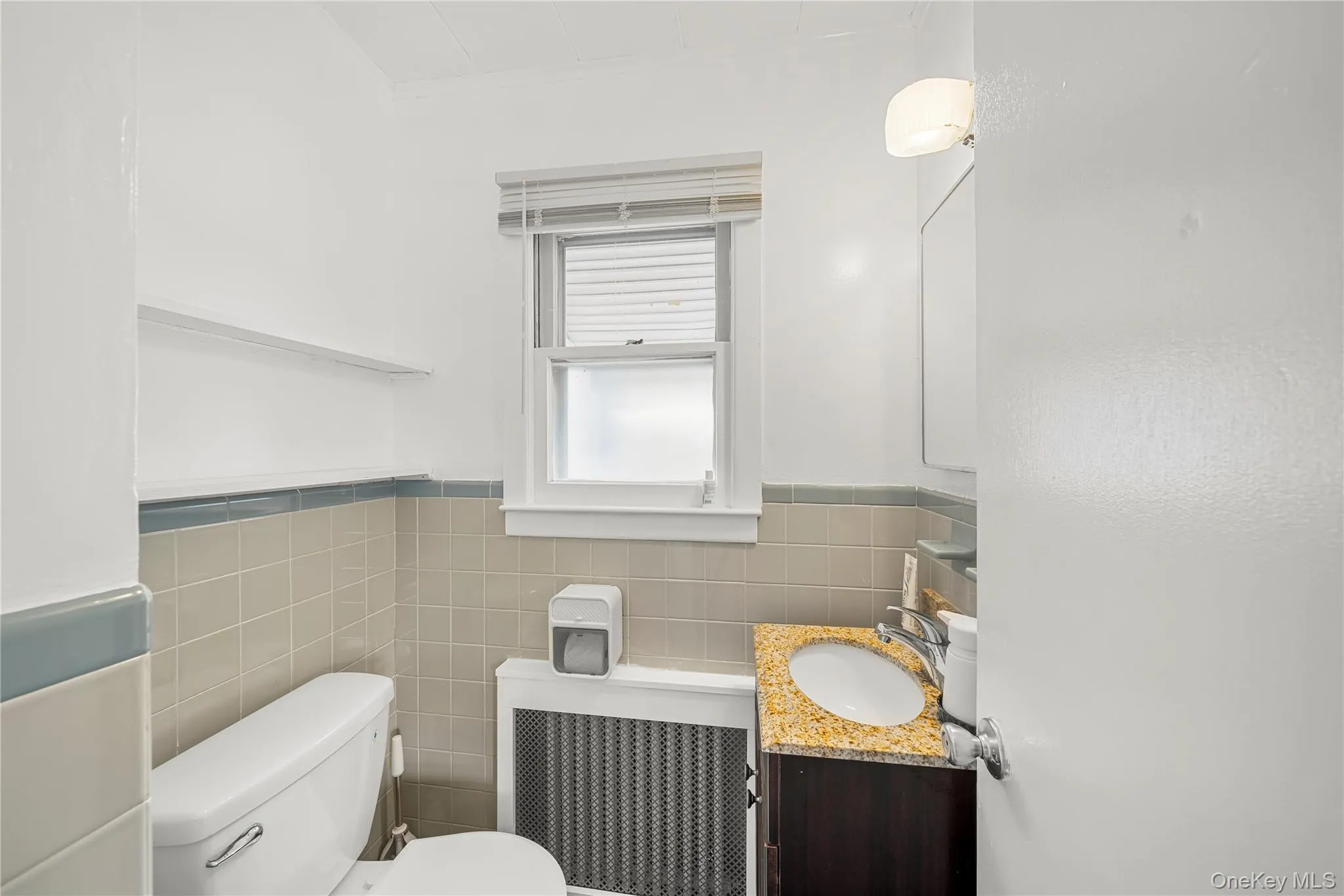 6 Littleworth Lane, Oyster Bay, NY, 3 Bedrooms Bedrooms, 7 Rooms Rooms,1 BathroomBathrooms,Residential,For Rent,Littleworth,0,1041608 6 Littleworth Lane, Oyster Bay, NY, 3 Bedrooms Bedrooms, 7 Rooms Rooms,1 BathroomBathrooms,Residential,For Rent,Littleworth,0,1041608