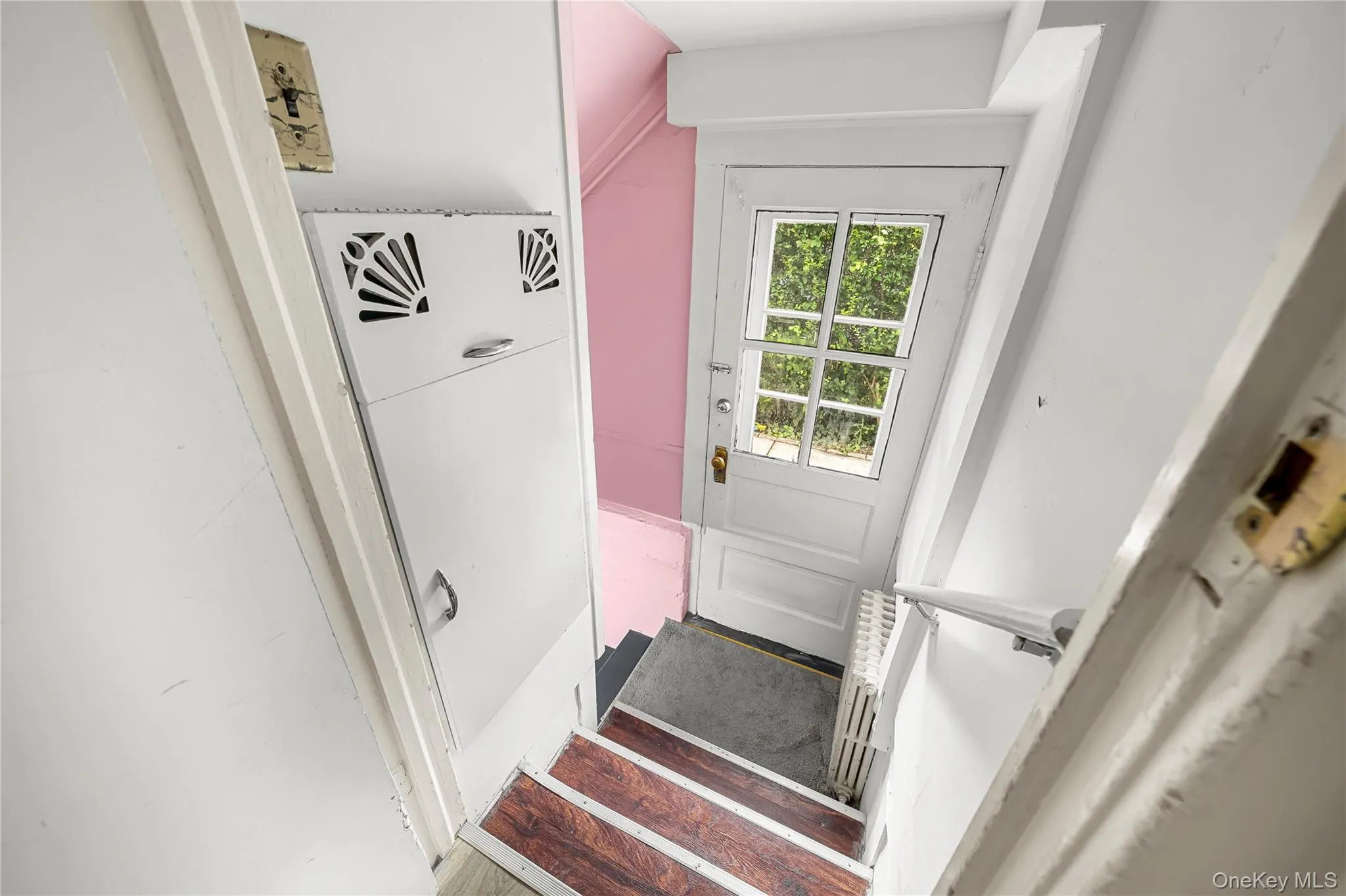 6 Littleworth Lane, Oyster Bay, NY, 3 Bedrooms Bedrooms, 7 Rooms Rooms,1 BathroomBathrooms,Residential,For Rent,Littleworth,0,1041608 6 Littleworth Lane, Oyster Bay, NY, 3 Bedrooms Bedrooms, 7 Rooms Rooms,1 BathroomBathrooms,Residential,For Rent,Littleworth,0,1041608