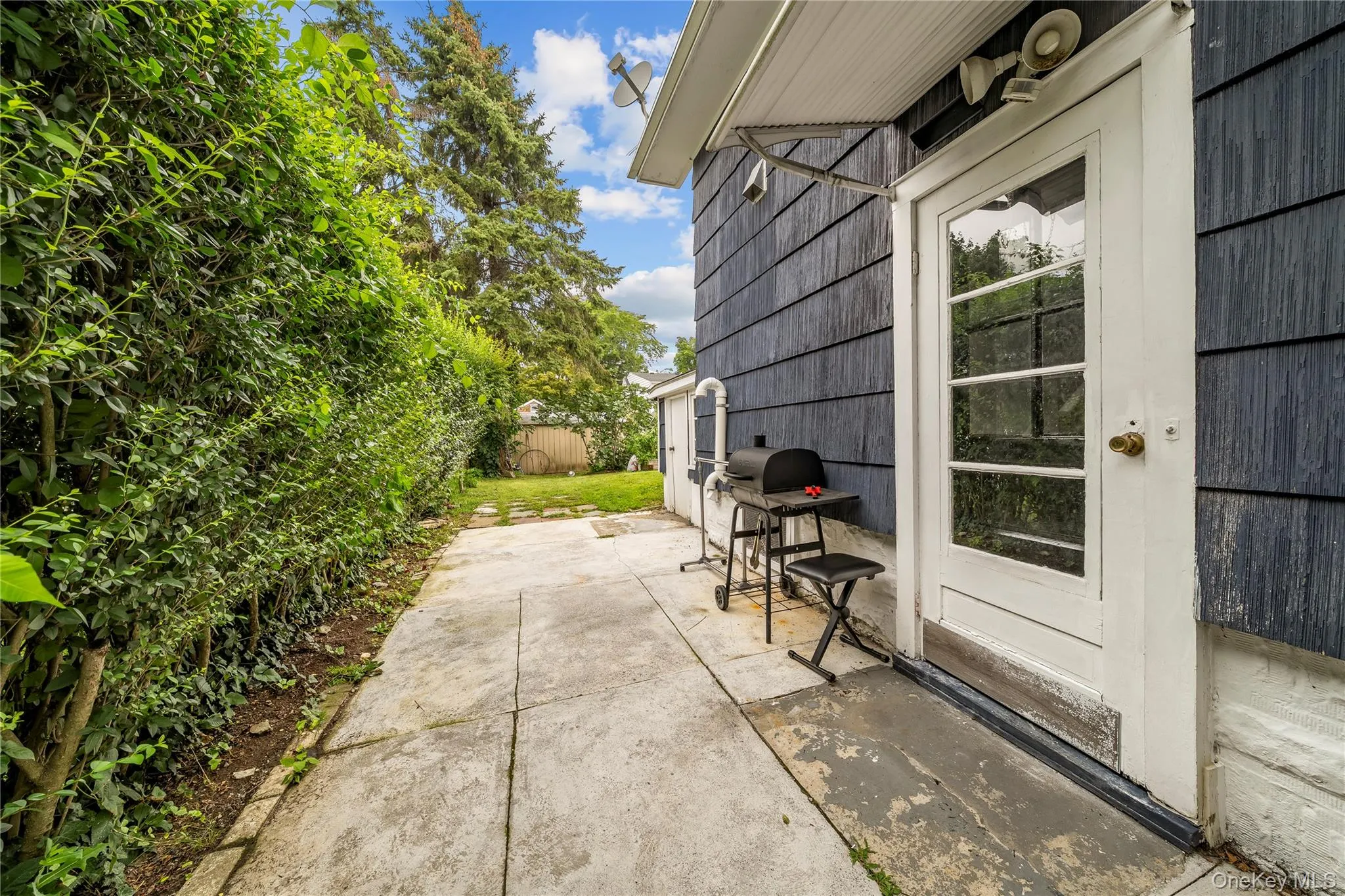 6 Littleworth Lane, Oyster Bay, NY, 3 Bedrooms Bedrooms, 7 Rooms Rooms,1 BathroomBathrooms,Residential,For Rent,Littleworth,0,1041608 6 Littleworth Lane, Oyster Bay, NY, 3 Bedrooms Bedrooms, 7 Rooms Rooms,1 BathroomBathrooms,Residential,For Rent,Littleworth,0,1041608