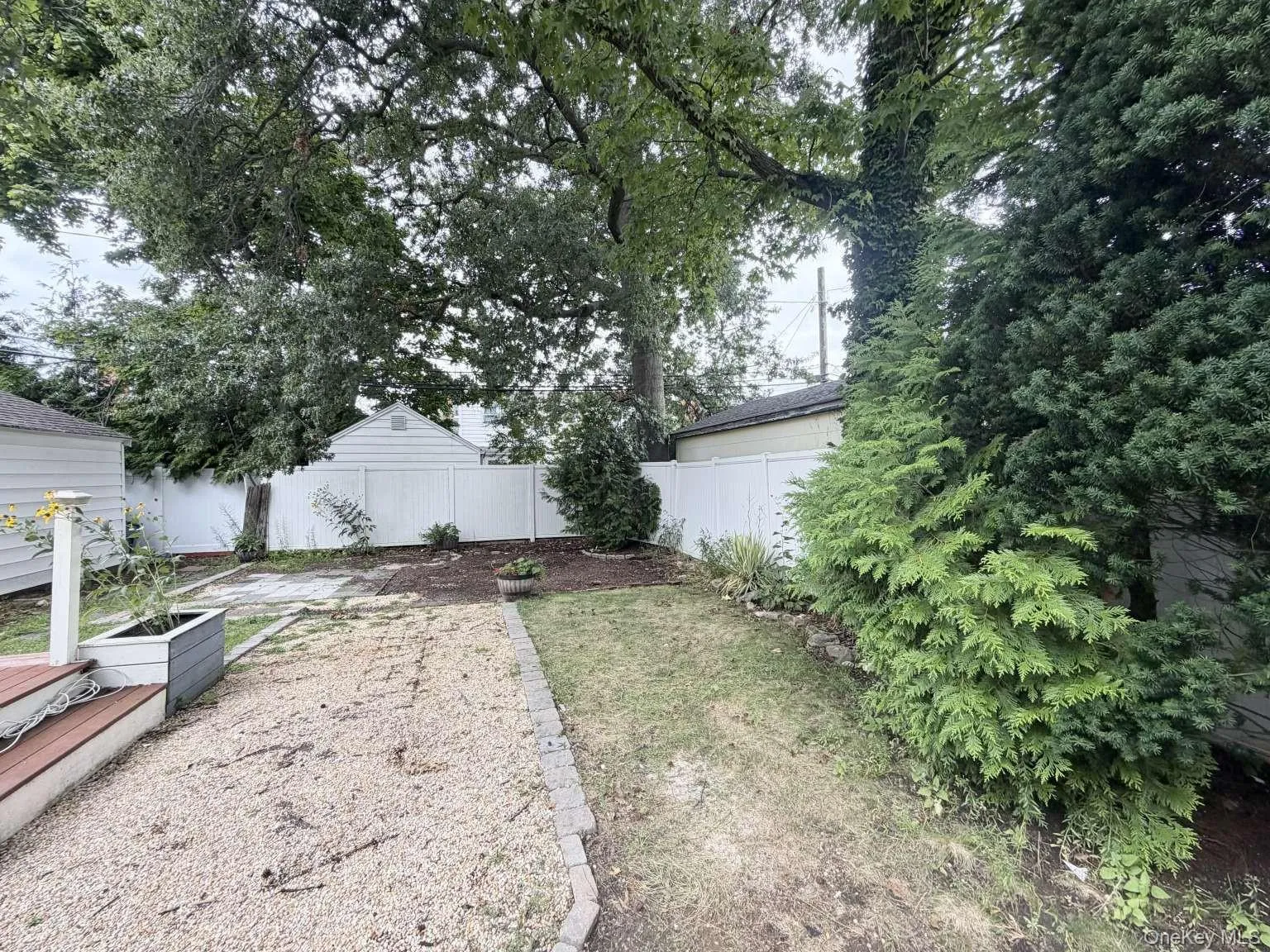 20 Iris Avenue, Hempstead, NY, 4 Bedrooms Bedrooms, 10 Rooms Rooms,2 BathroomsBathrooms,Residential,For Rent,Iris,0,1041616 20 Iris Avenue, Hempstead, NY, 4 Bedrooms Bedrooms, 10 Rooms Rooms,2 BathroomsBathrooms,Residential,For Rent,Iris,0,1041616