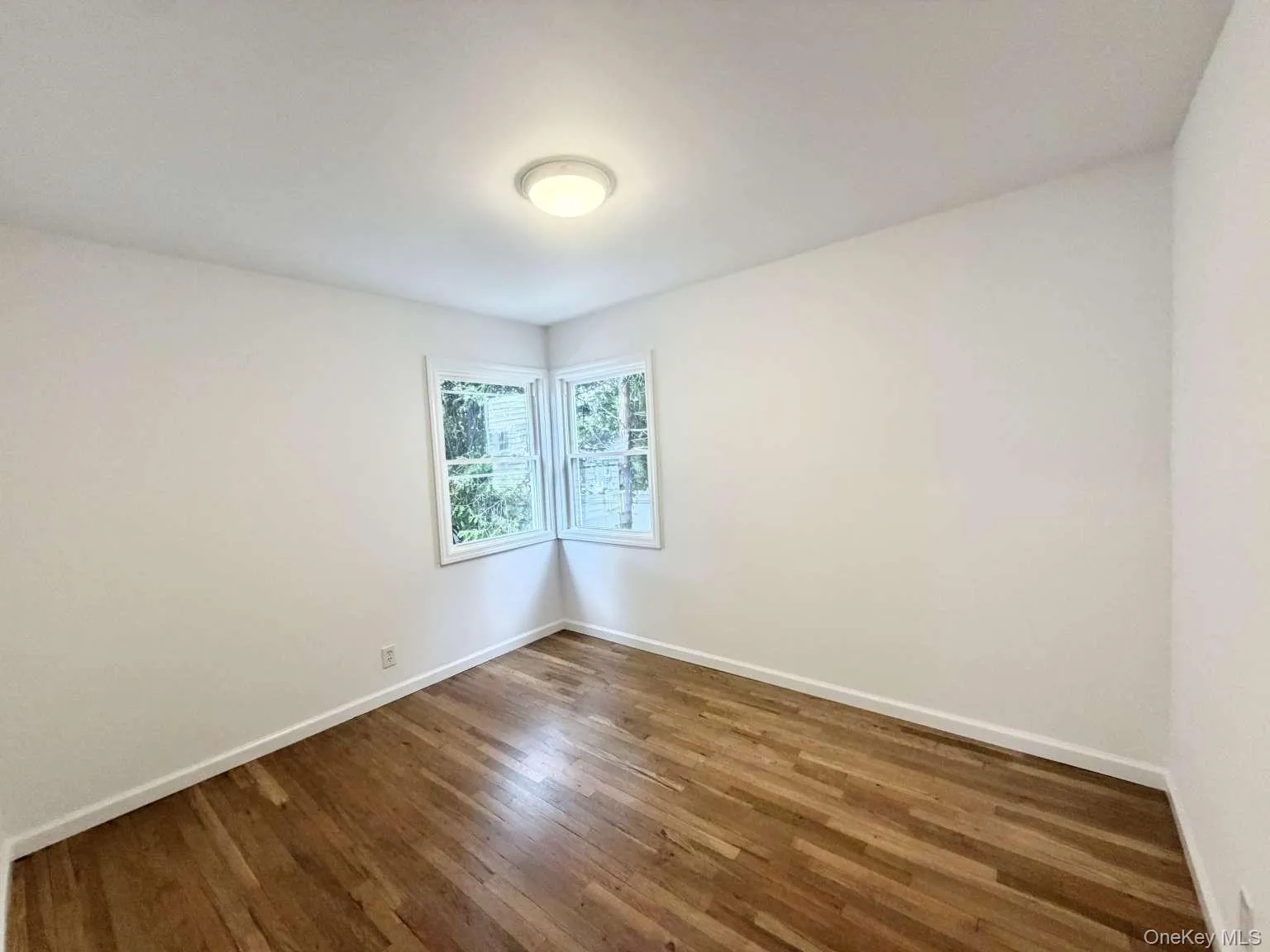 20 Iris Avenue, Hempstead, NY, 4 Bedrooms Bedrooms, 10 Rooms Rooms,2 BathroomsBathrooms,Residential,For Rent,Iris,0,1041616 20 Iris Avenue, Hempstead, NY, 4 Bedrooms Bedrooms, 10 Rooms Rooms,2 BathroomsBathrooms,Residential,For Rent,Iris,0,1041616