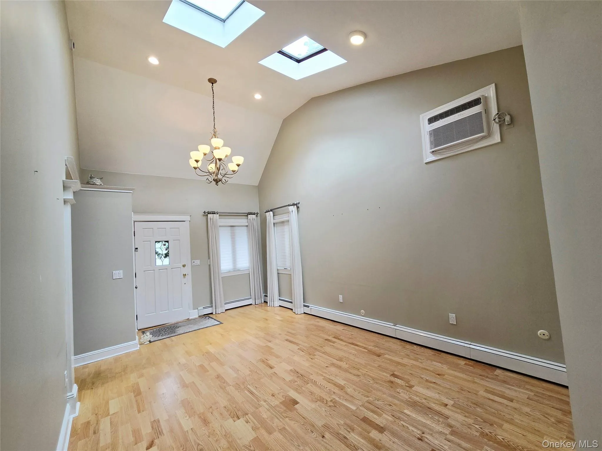 104 Choir Lane, Hempstead, NY, 4 Bedrooms Bedrooms, 9 Rooms Rooms,2 BathroomsBathrooms,Residential Lease,For Rent,Choir,0,1041621 104 Choir Lane, Hempstead, NY, 4 Bedrooms Bedrooms, 9 Rooms Rooms,2 BathroomsBathrooms,Residential Lease,For Rent,Choir,0,1041621