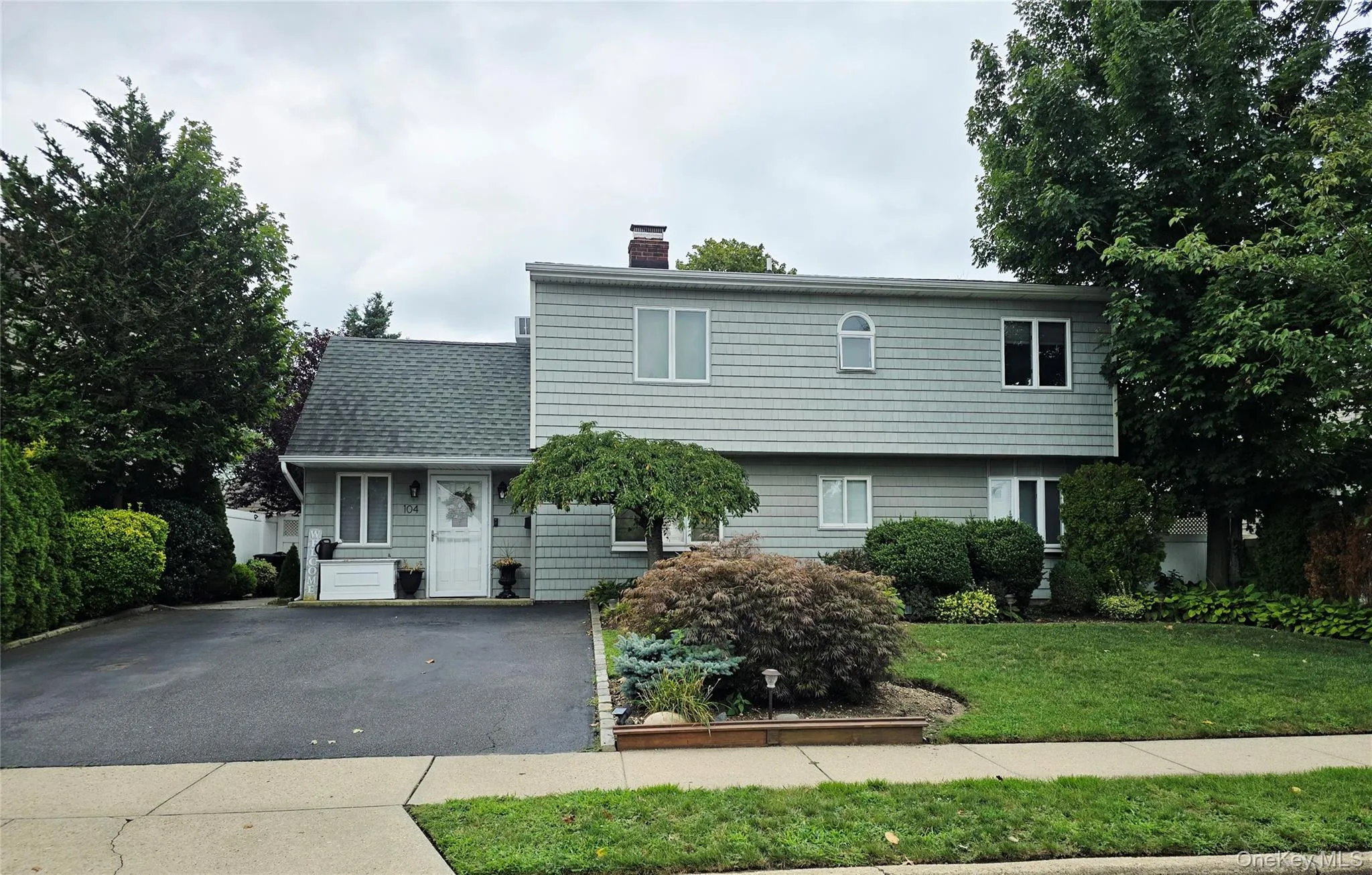 104 Choir Lane, Hempstead, NY, 4 Bedrooms Bedrooms, 9 Rooms Rooms,2 BathroomsBathrooms,Residential Lease,For Rent,Choir,0,1041621 104 Choir Lane, Hempstead, NY, 4 Bedrooms Bedrooms, 9 Rooms Rooms,2 BathroomsBathrooms,Residential Lease,For Rent,Choir,0,1041621