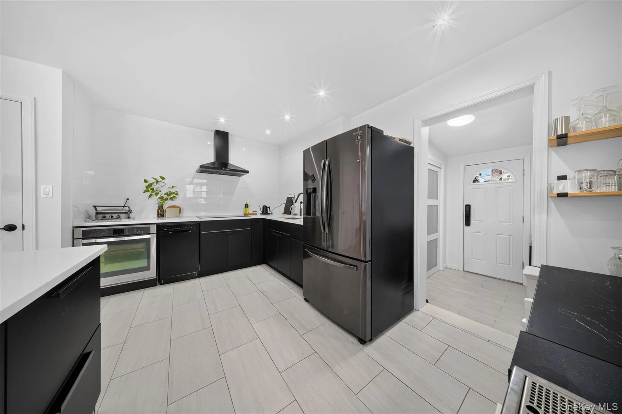 32-33 202nd Street, New York, NY, 3 Bedrooms Bedrooms, 6 Rooms Rooms,2 BathroomsBathrooms,Residential,For Rent,202nd,0,1041628 32-33 202nd Street, New York, NY, 3 Bedrooms Bedrooms, 6 Rooms Rooms,2 BathroomsBathrooms,Residential,For Rent,202nd,0,1041628