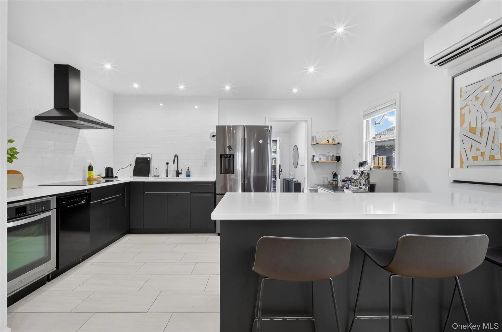 32-33 202nd Street, New York, NY, 3 Bedrooms Bedrooms, 6 Rooms Rooms,2 BathroomsBathrooms,Residential,For Rent,202nd,0,1041628 32-33 202nd Street, New York, NY, 3 Bedrooms Bedrooms, 6 Rooms Rooms,2 BathroomsBathrooms,Residential,For Rent,202nd,0,1041628