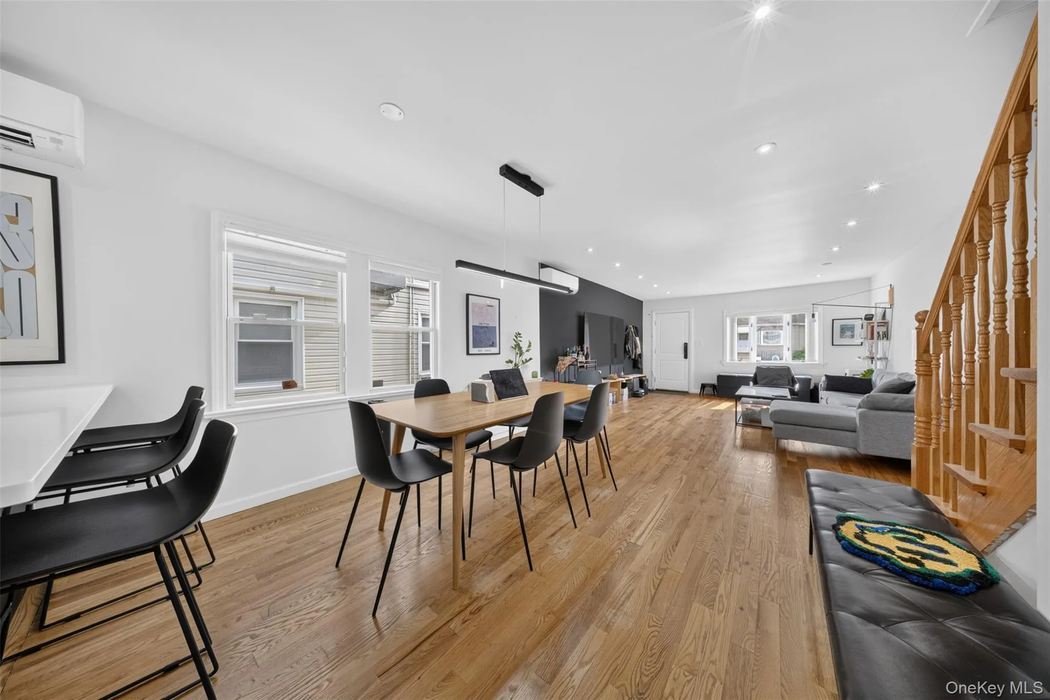 32-33 202nd Street, New York, NY, 3 Bedrooms Bedrooms, 6 Rooms Rooms,2 BathroomsBathrooms,Residential,For Rent,202nd,0,1041628 32-33 202nd Street, New York, NY, 3 Bedrooms Bedrooms, 6 Rooms Rooms,2 BathroomsBathrooms,Residential,For Rent,202nd,0,1041628