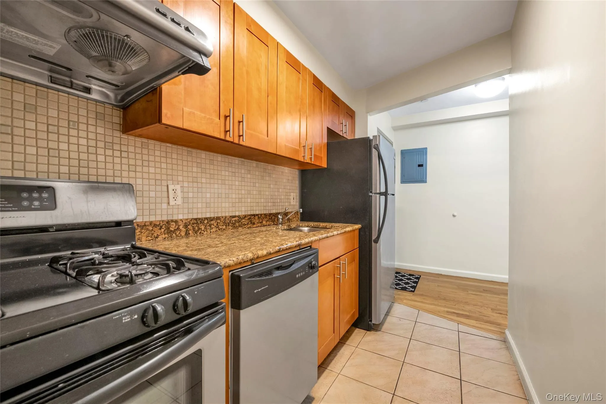 4318 Robinson Street, New York, NY, 2 Bedrooms Bedrooms, 5 Rooms Rooms,2 BathroomsBathrooms,Residential,For Rent,Robinson,0,1041630 4318 Robinson Street, New York, NY, 2 Bedrooms Bedrooms, 5 Rooms Rooms,2 BathroomsBathrooms,Residential,For Rent,Robinson,0,1041630