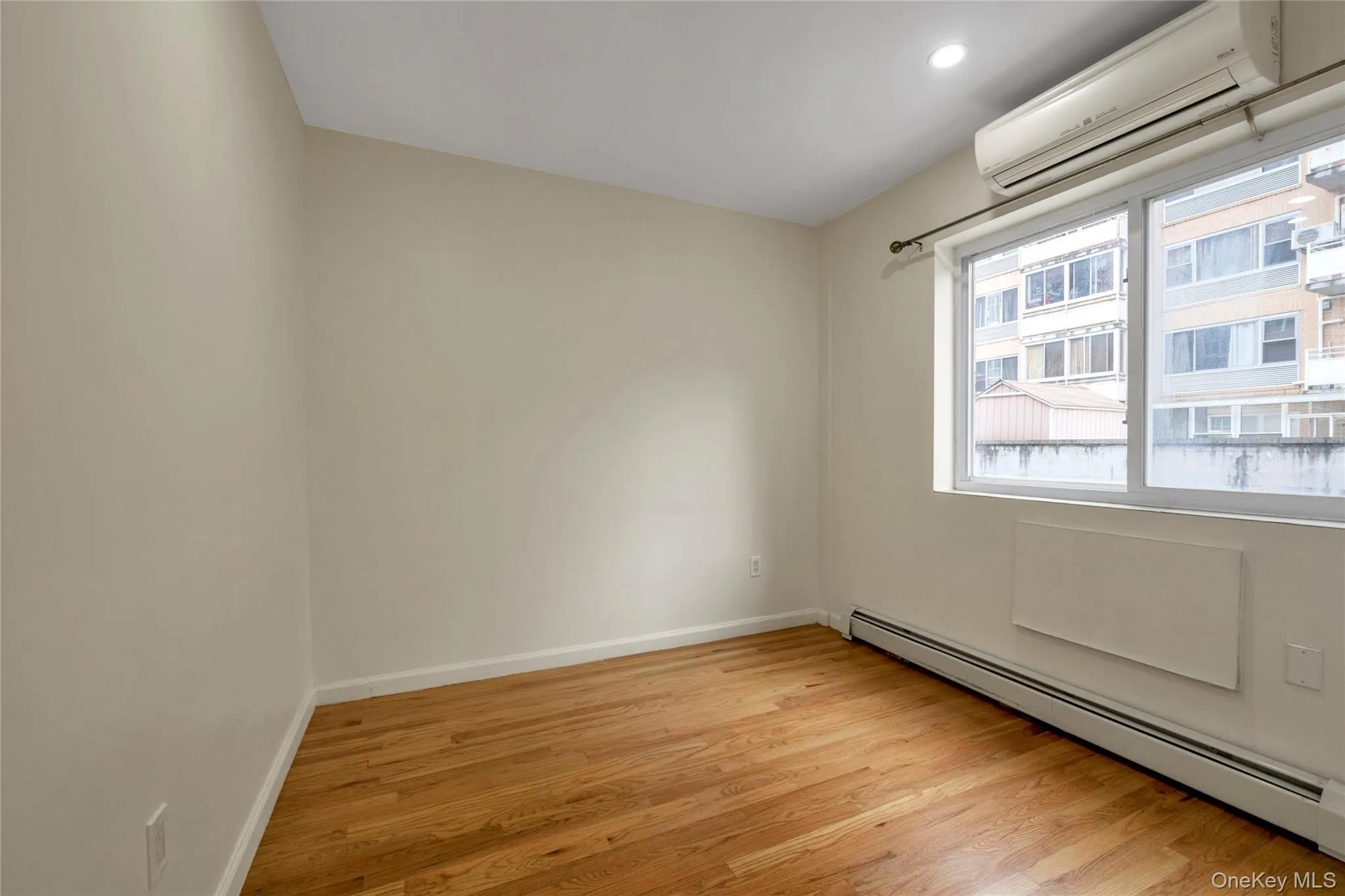 4318 Robinson Street, New York, NY, 2 Bedrooms Bedrooms, 5 Rooms Rooms,2 BathroomsBathrooms,Residential,For Rent,Robinson,0,1041630 4318 Robinson Street, New York, NY, 2 Bedrooms Bedrooms, 5 Rooms Rooms,2 BathroomsBathrooms,Residential,For Rent,Robinson,0,1041630