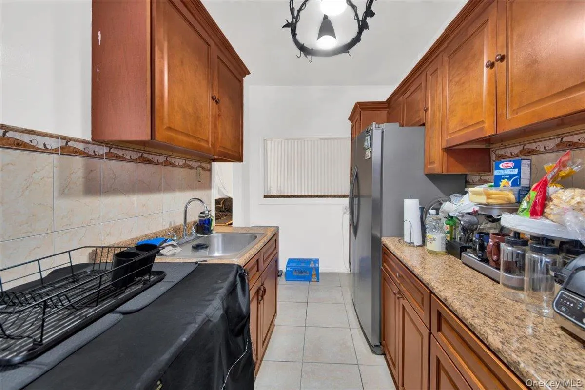 1972 Lafontaine Ave, New York, NY, 3 Bedrooms Bedrooms, 6 Rooms Rooms,2 BathroomsBathrooms,Residential,For Rent,Lafontaine Ave,0,1041639 1972 Lafontaine Ave, New York, NY, 3 Bedrooms Bedrooms, 6 Rooms Rooms,2 BathroomsBathrooms,Residential,For Rent,Lafontaine Ave,0,1041639
