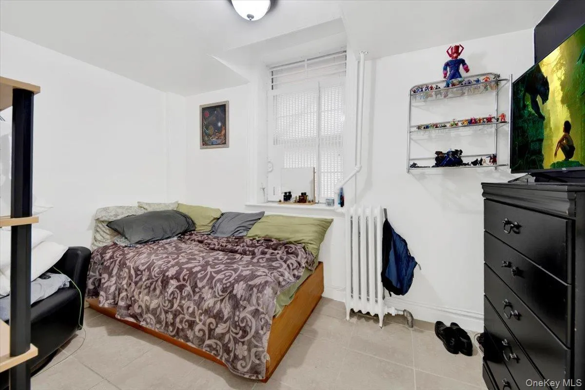 1972 Lafontaine Ave, New York, NY, 3 Bedrooms Bedrooms, 6 Rooms Rooms,2 BathroomsBathrooms,Residential,For Rent,Lafontaine Ave,0,1041639 1972 Lafontaine Ave, New York, NY, 3 Bedrooms Bedrooms, 6 Rooms Rooms,2 BathroomsBathrooms,Residential,For Rent,Lafontaine Ave,0,1041639
