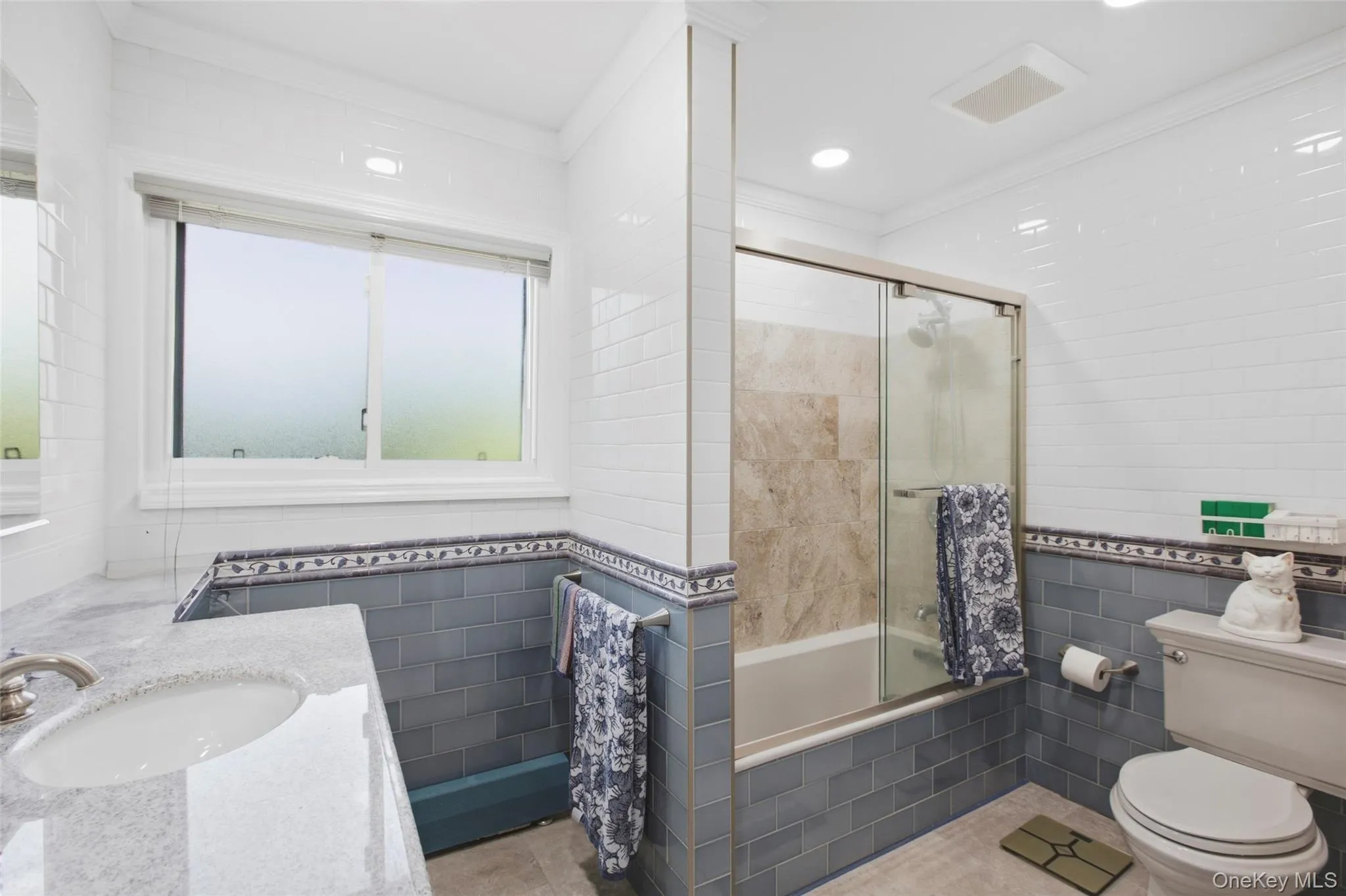 6 Stuyvesant Circle, Brookhaven, NY, 5 Bedrooms Bedrooms, 9 Rooms Rooms,2 BathroomsBathrooms,Residential,For Rent,Stuyvesant,0,1041641 6 Stuyvesant Circle, Brookhaven, NY, 5 Bedrooms Bedrooms, 9 Rooms Rooms,2 BathroomsBathrooms,Residential,For Rent,Stuyvesant,0,1041641