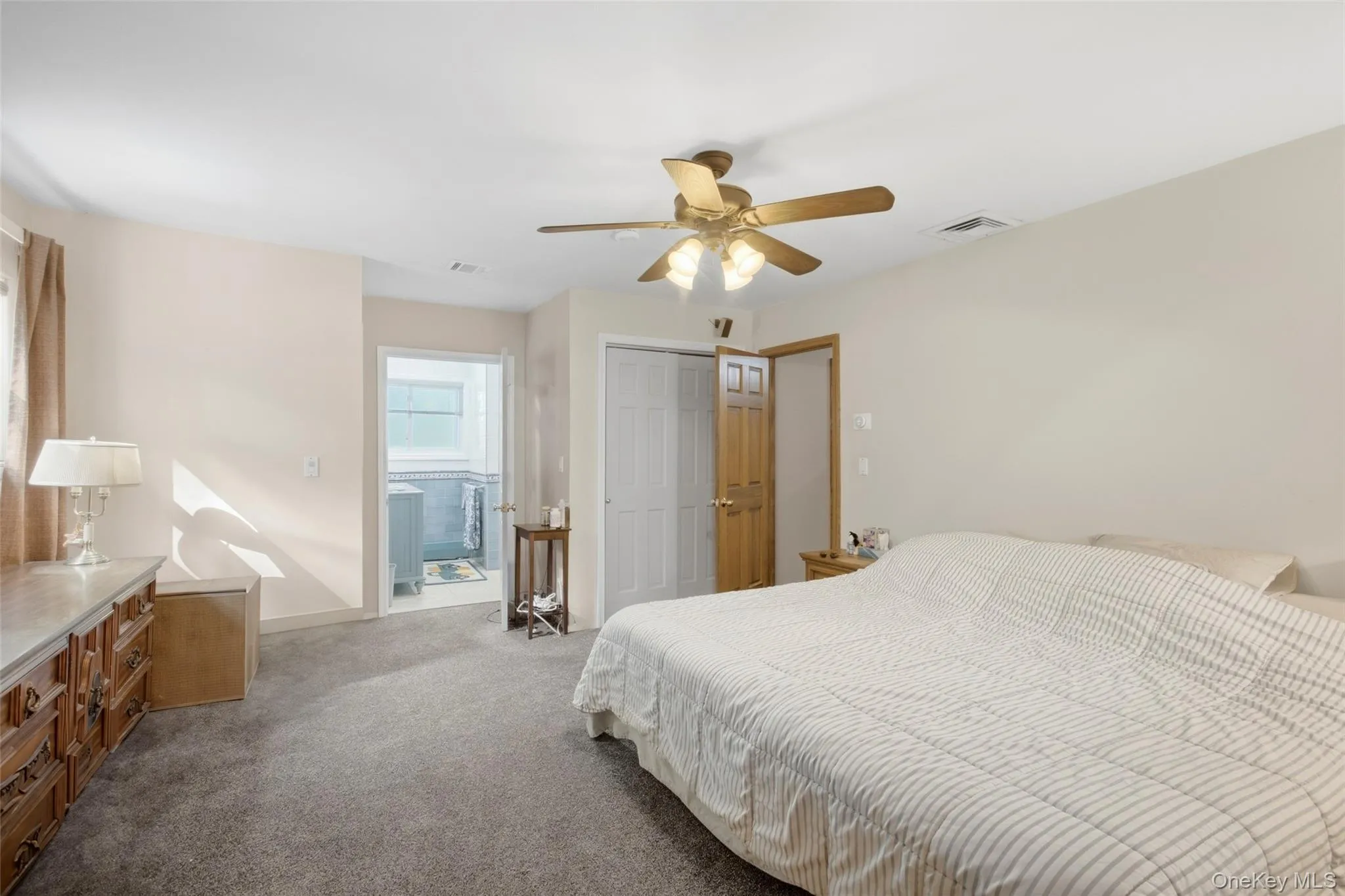 6 Stuyvesant Circle, Brookhaven, NY, 5 Bedrooms Bedrooms, 9 Rooms Rooms,2 BathroomsBathrooms,Residential,For Rent,Stuyvesant,0,1041641 6 Stuyvesant Circle, Brookhaven, NY, 5 Bedrooms Bedrooms, 9 Rooms Rooms,2 BathroomsBathrooms,Residential,For Rent,Stuyvesant,0,1041641