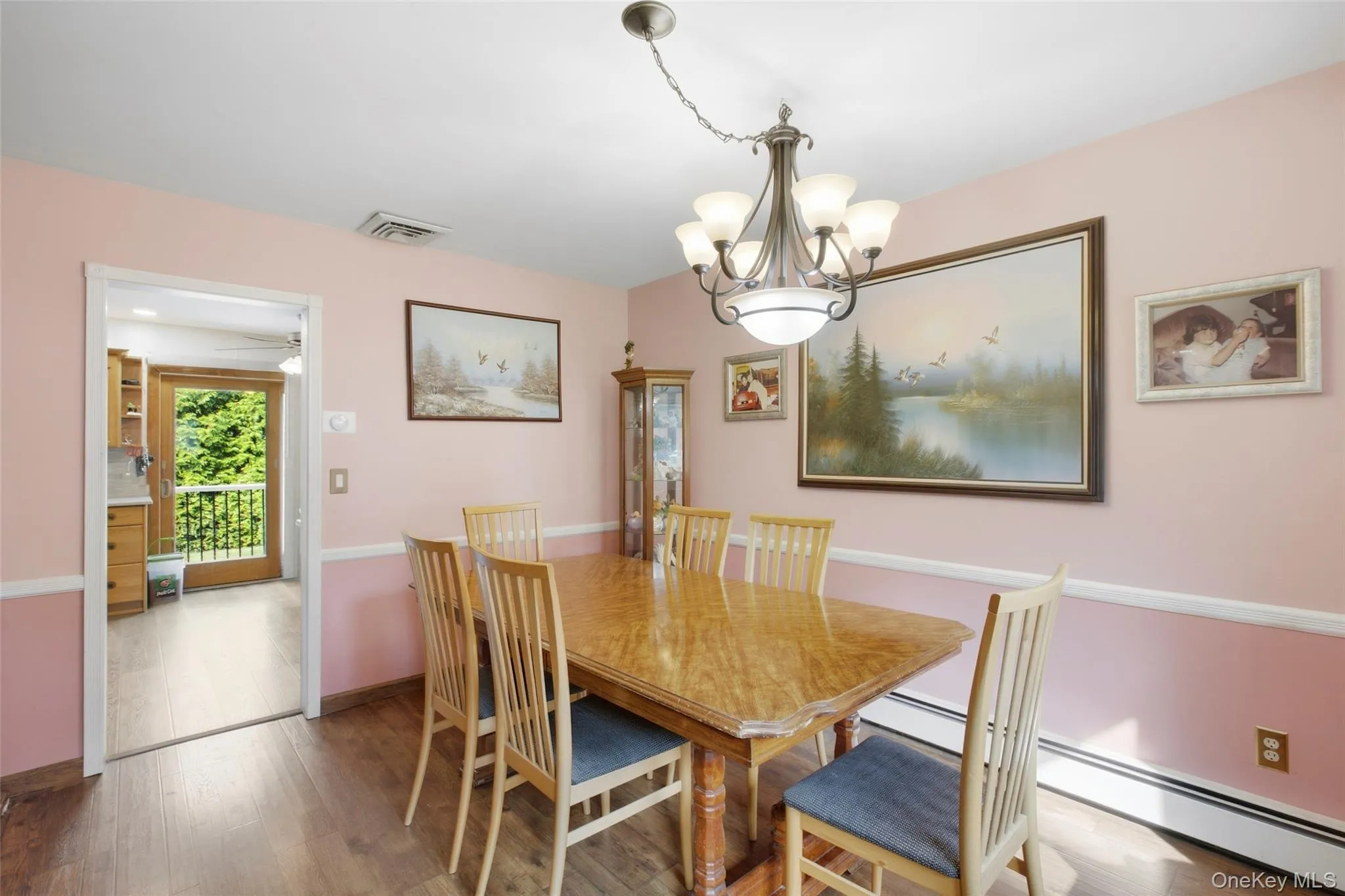 6 Stuyvesant Circle, Brookhaven, NY, 5 Bedrooms Bedrooms, 9 Rooms Rooms,2 BathroomsBathrooms,Residential,For Rent,Stuyvesant,0,1041641 6 Stuyvesant Circle, Brookhaven, NY, 5 Bedrooms Bedrooms, 9 Rooms Rooms,2 BathroomsBathrooms,Residential,For Rent,Stuyvesant,0,1041641