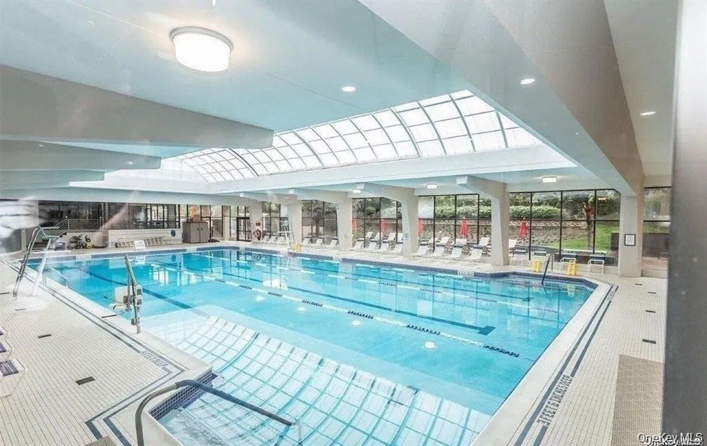 1 Bay Club Drive, New York, NY, 2 Bedrooms Bedrooms, 7 Rooms Rooms,2 BathroomsBathrooms,Residential,For Rent,Bay Club,0,1041645 1 Bay Club Drive, New York, NY, 2 Bedrooms Bedrooms, 7 Rooms Rooms,2 BathroomsBathrooms,Residential,For Rent,Bay Club,0,1041645