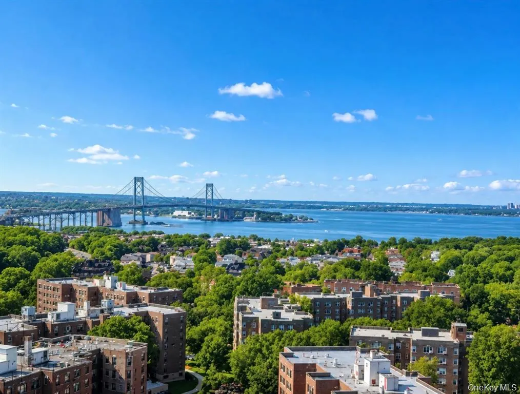 1 Bay Club Drive, New York, NY, 2 Bedrooms Bedrooms, 7 Rooms Rooms,2 BathroomsBathrooms,Residential,For Rent,Bay Club,0,1041645 1 Bay Club Drive, New York, NY, 2 Bedrooms Bedrooms, 7 Rooms Rooms,2 BathroomsBathrooms,Residential,For Rent,Bay Club,0,1041645